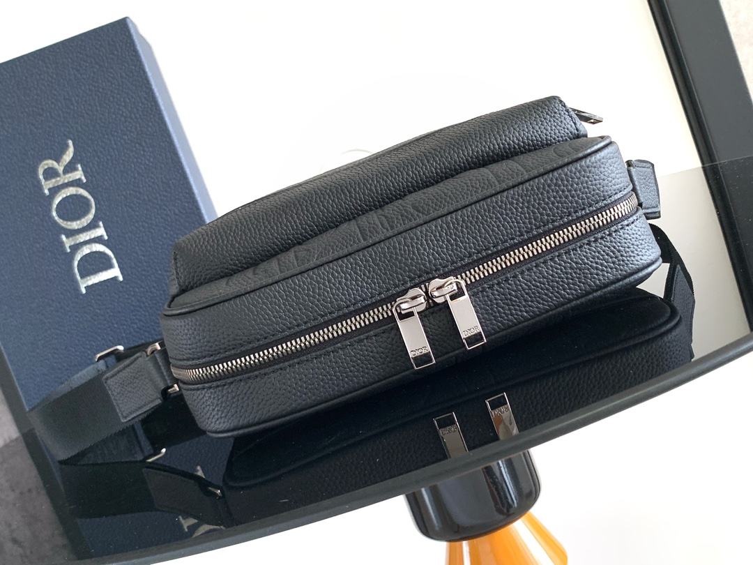 D*or rider 2.0 bag-23 x 17 x 7.5cm