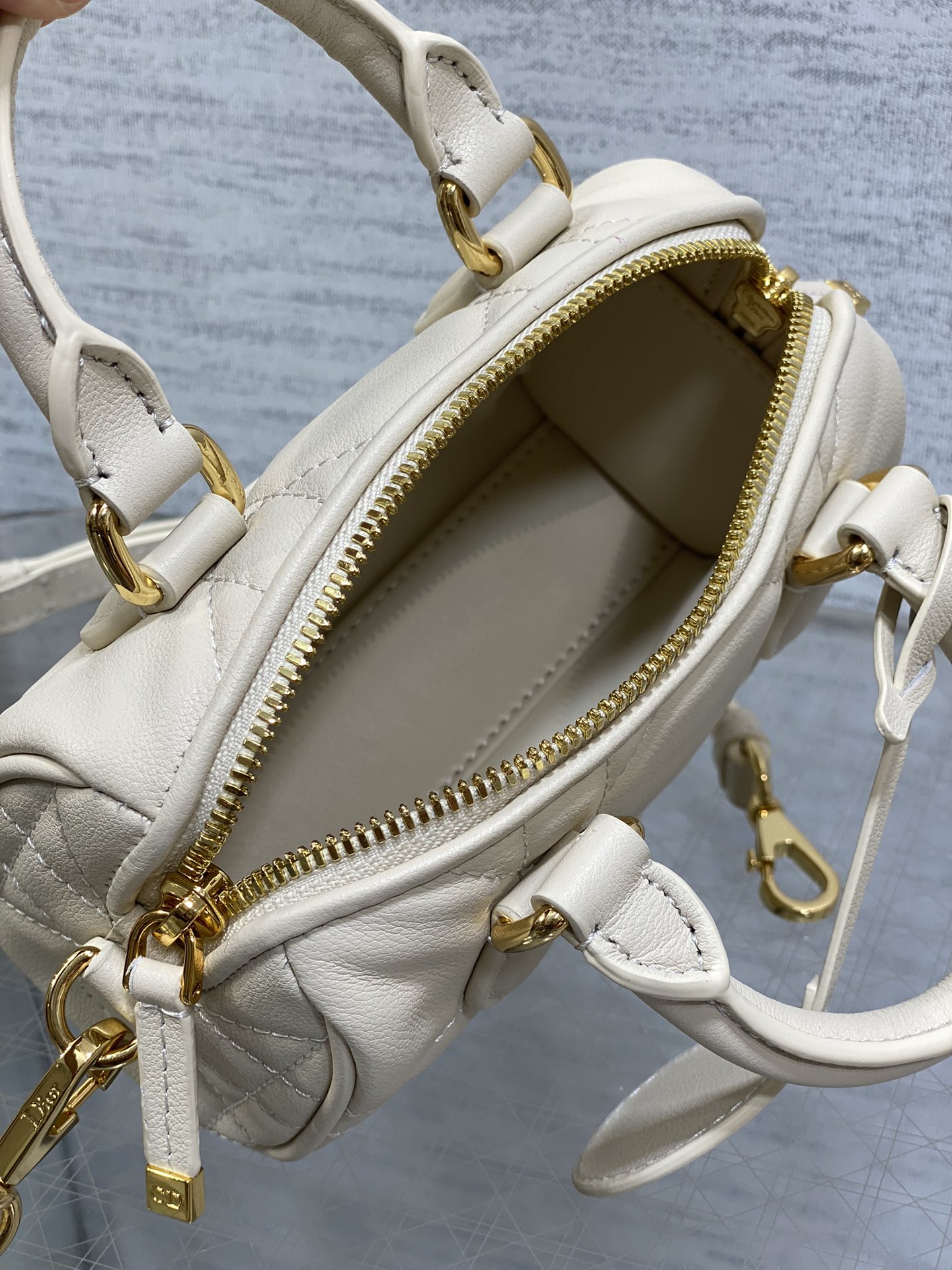 D*or groove bag-17*10*8cm