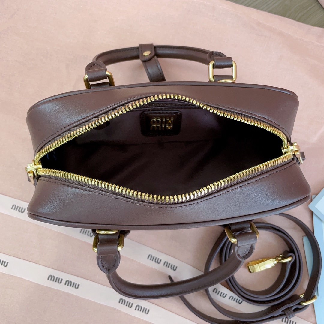 M*um*u top handbags-22x10.5x7.5cm