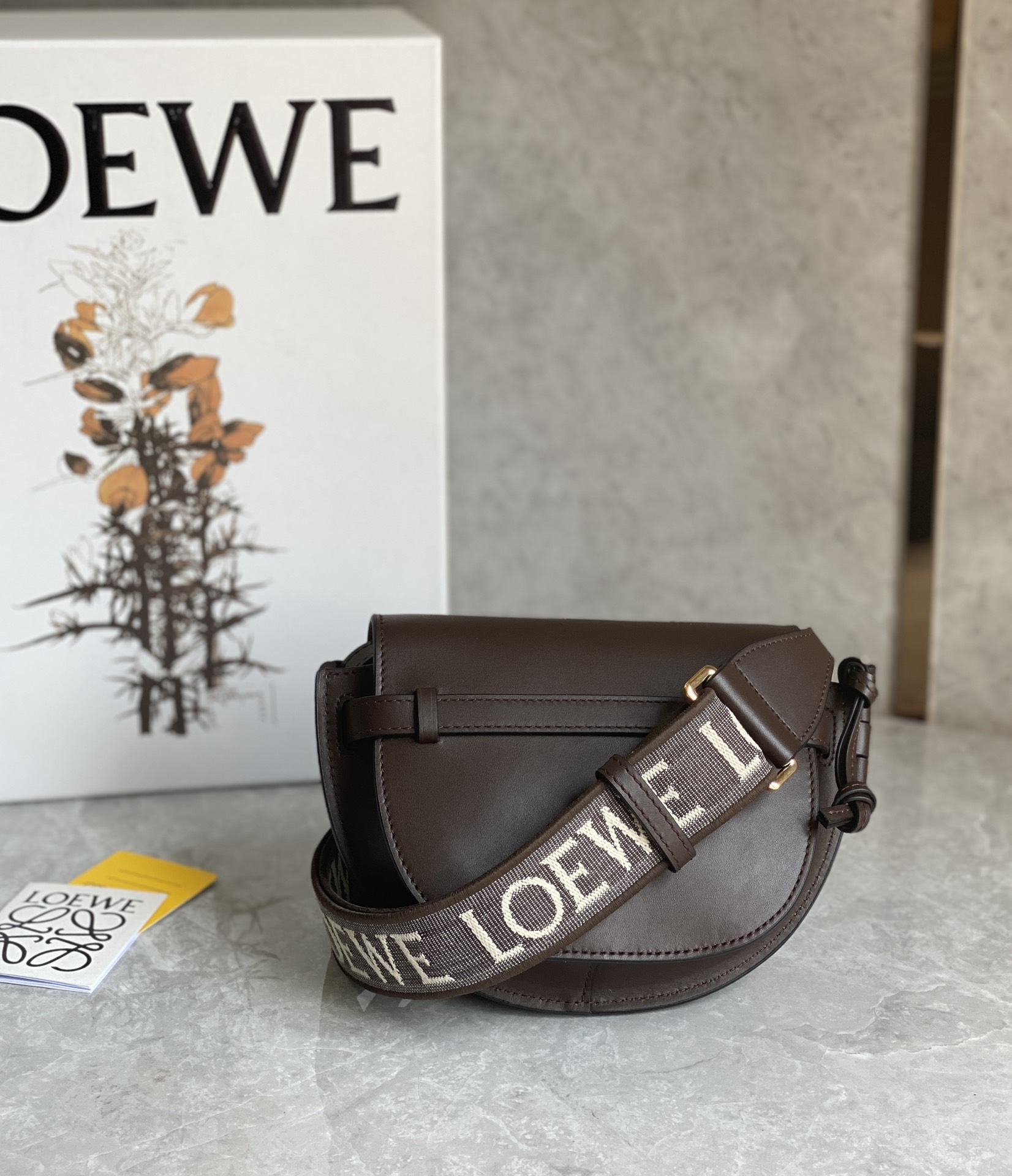 L0ew* mini puzzle gatedual bag-21*12.5*9cm