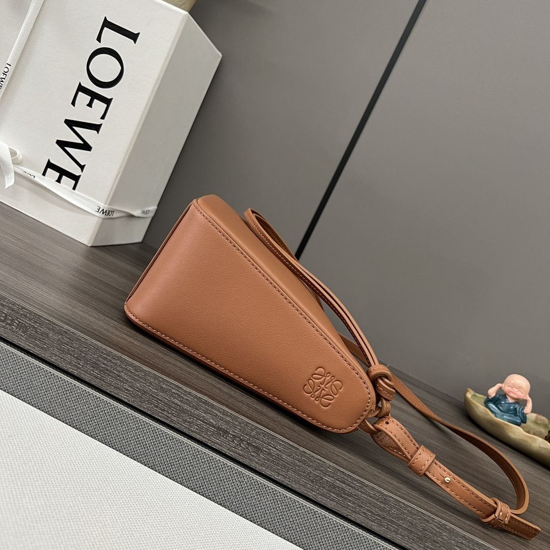 L0ew* hammock hobo bag-28*17*9.5cm