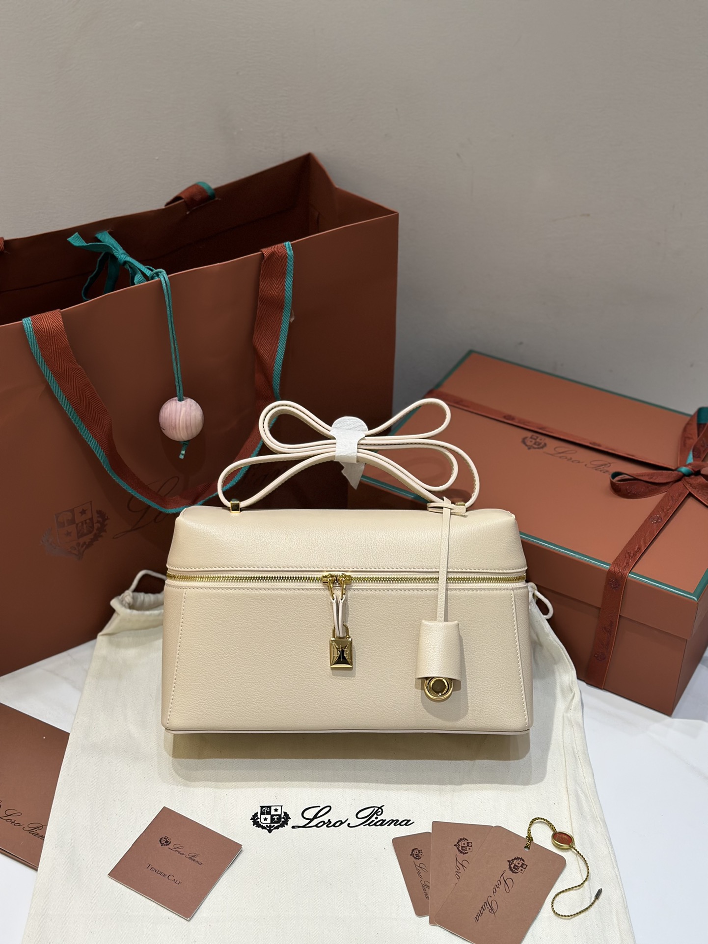 L**o p*ana extra bag l27-16*27*10cm