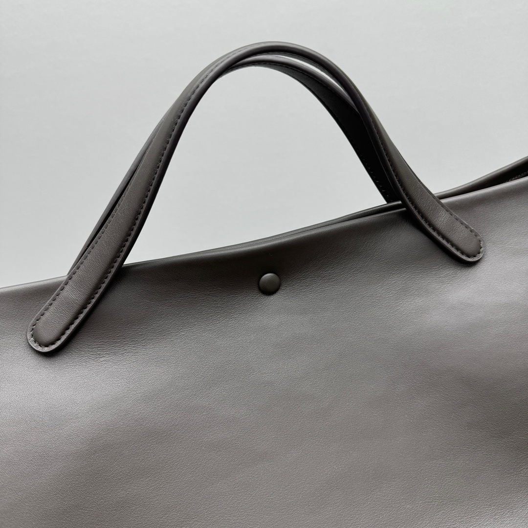 The Row Ldaho Bag-39*20*20CM