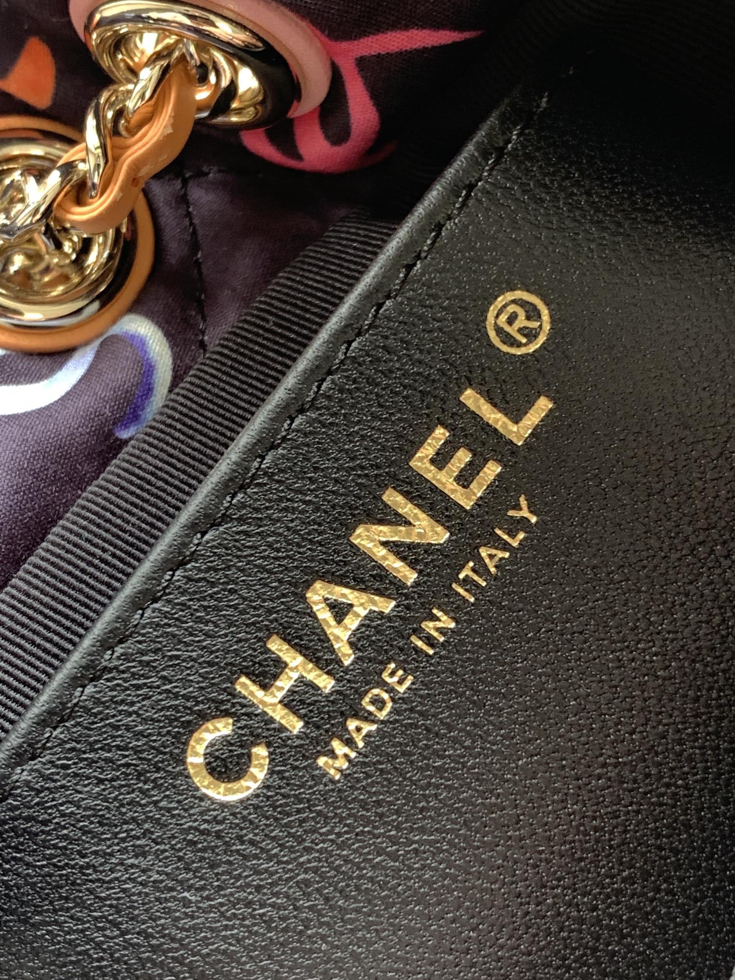 Ch@nel Bucket Bag