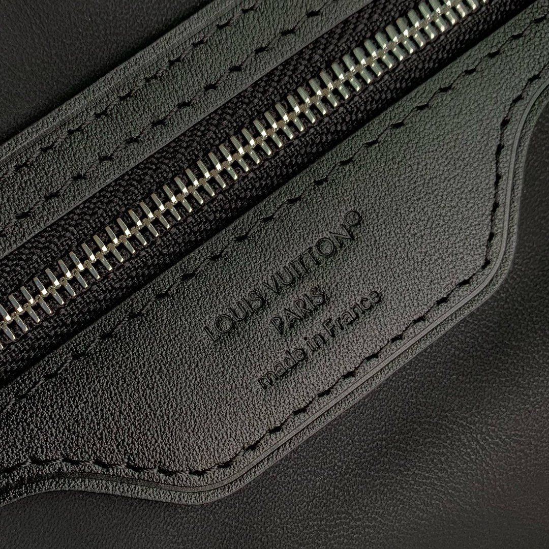 Louis Vuitton Speedy Soft 30 Dark Bag -21 x 17 x 30CM
