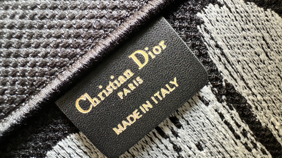 Diro Book Tote-36×16×27CM