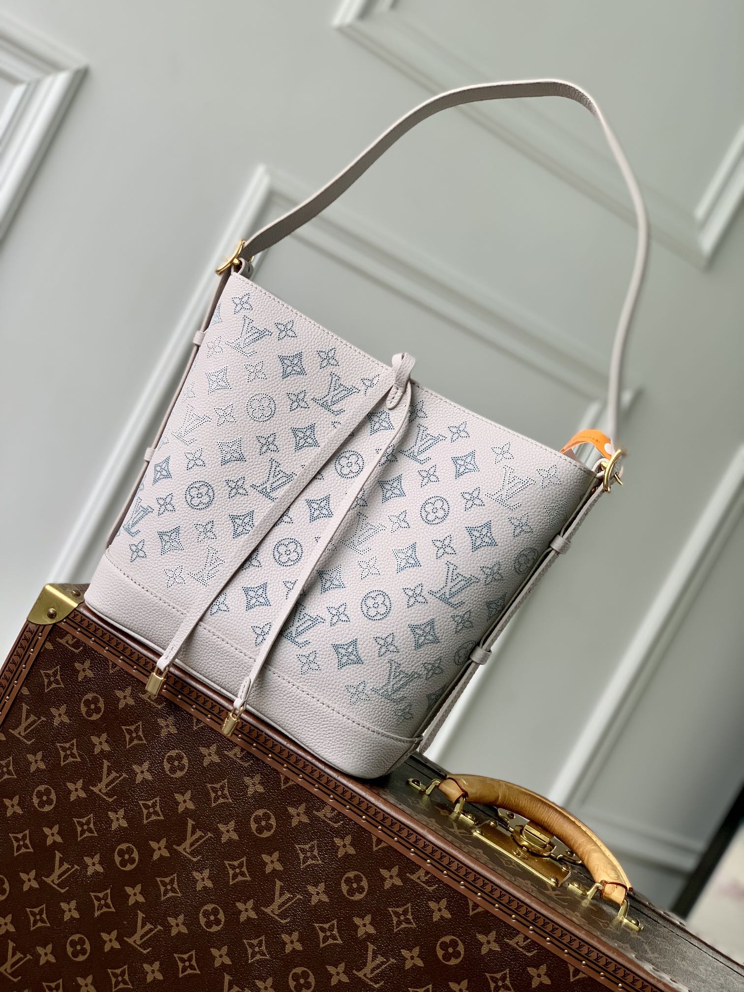 Louis Vuitton Flore Bag-M1214027 x 10 x 28CM