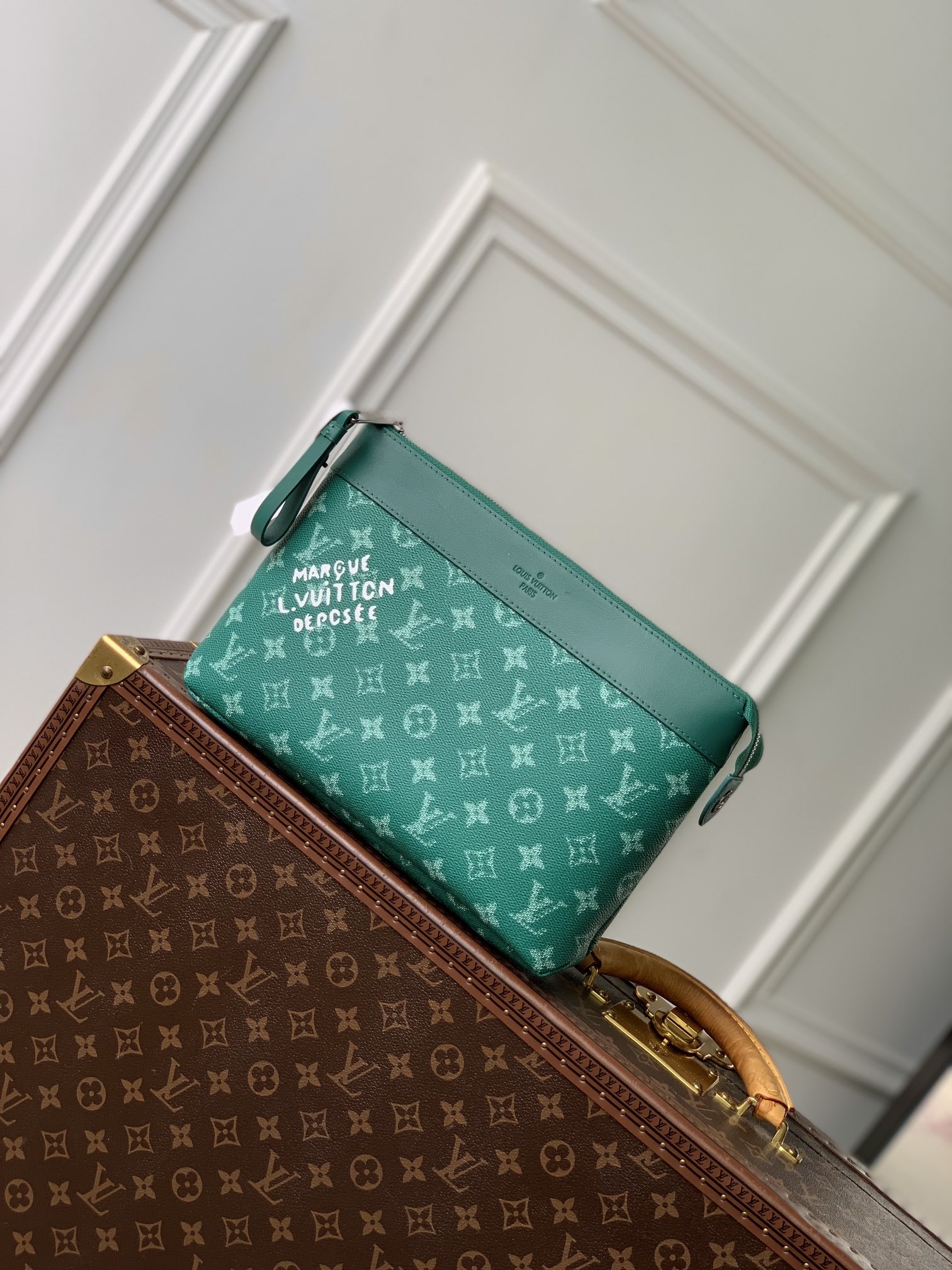 Louis Vuitton Pochette Voyage Souple Pouch-M83568-32 x 21 x 8CM