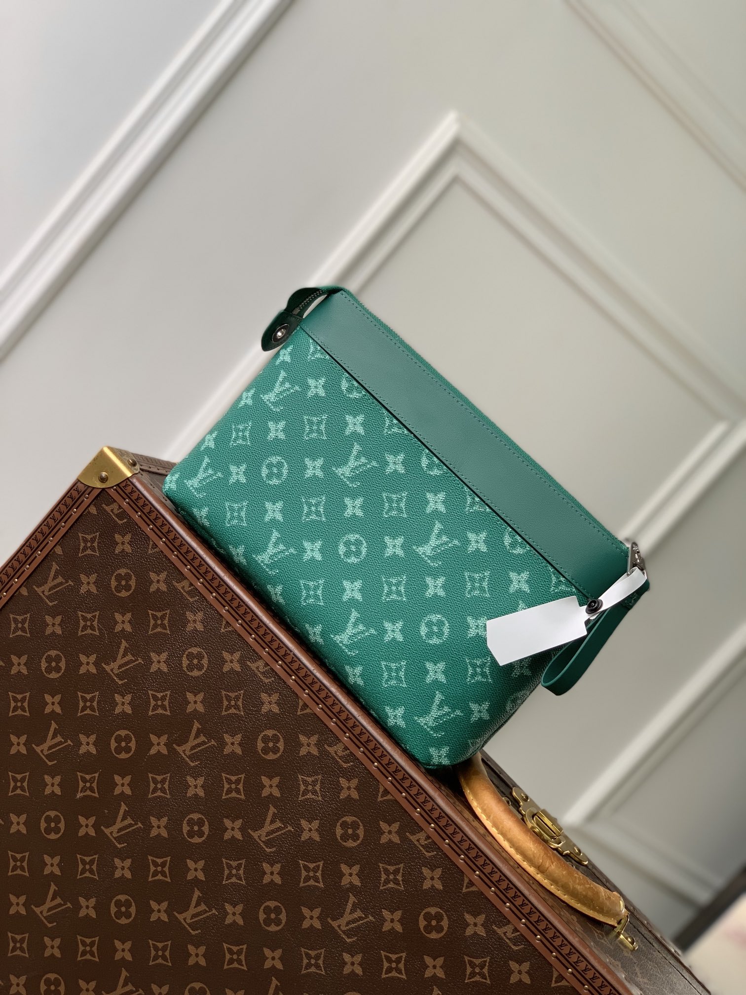 Louis Vuitton Pochette Voyage Souple Pouch-M83568-32 x 21 x 8CM