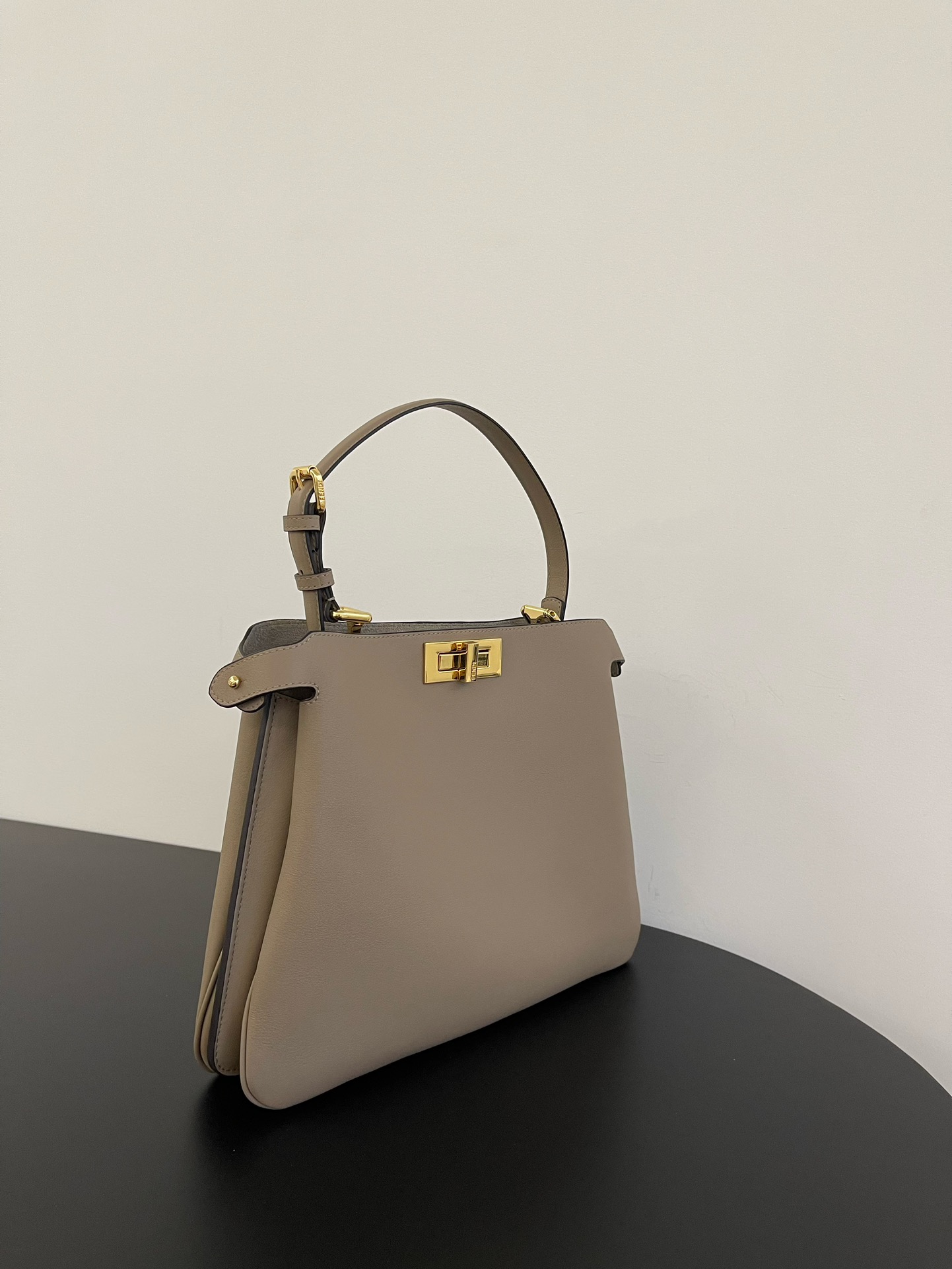 Fendi Peekaboo Soft-33x10x25.5CM