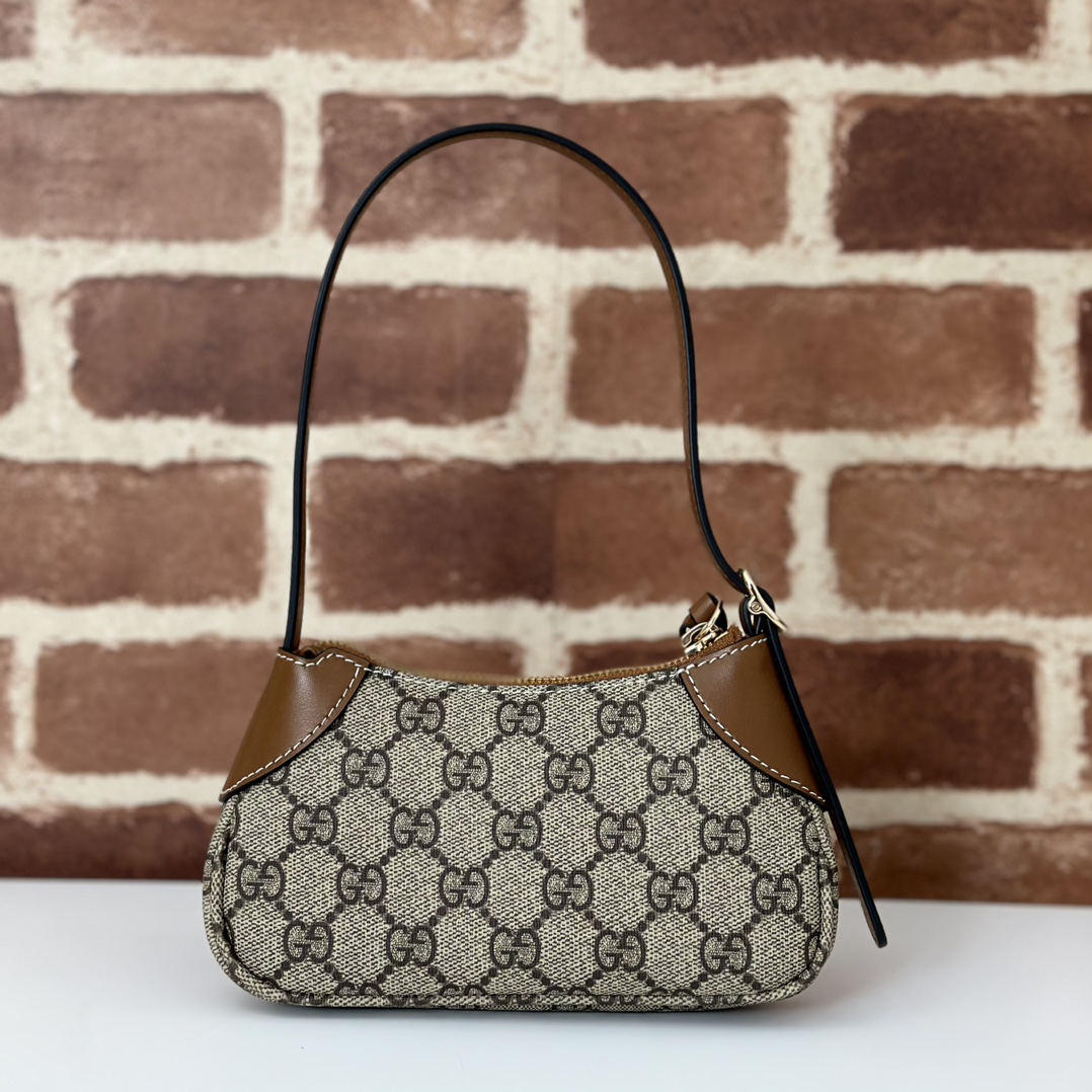 Gucci GG Emblem Super Mini Shoulder Bag-23*13*2CM