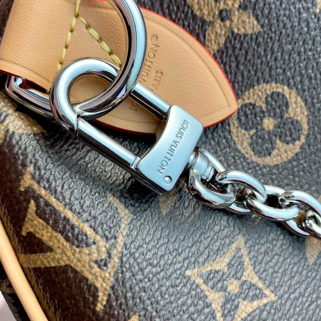Louis Vuitton Speedy Soft 30 Boho Bag -21 x 17 x 30CM