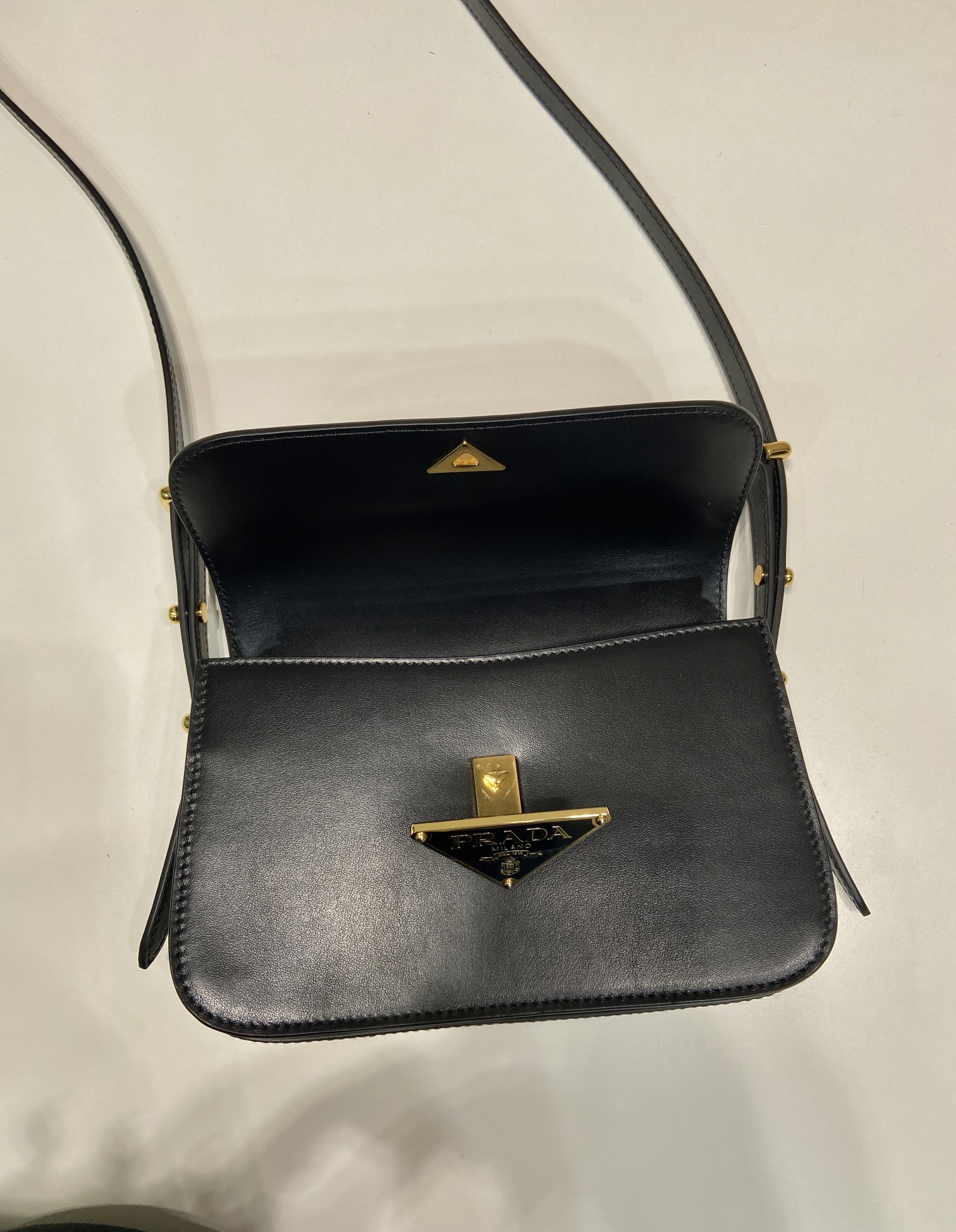 Prada Leather Shoulder Bag-1BD366-22*14*6CM