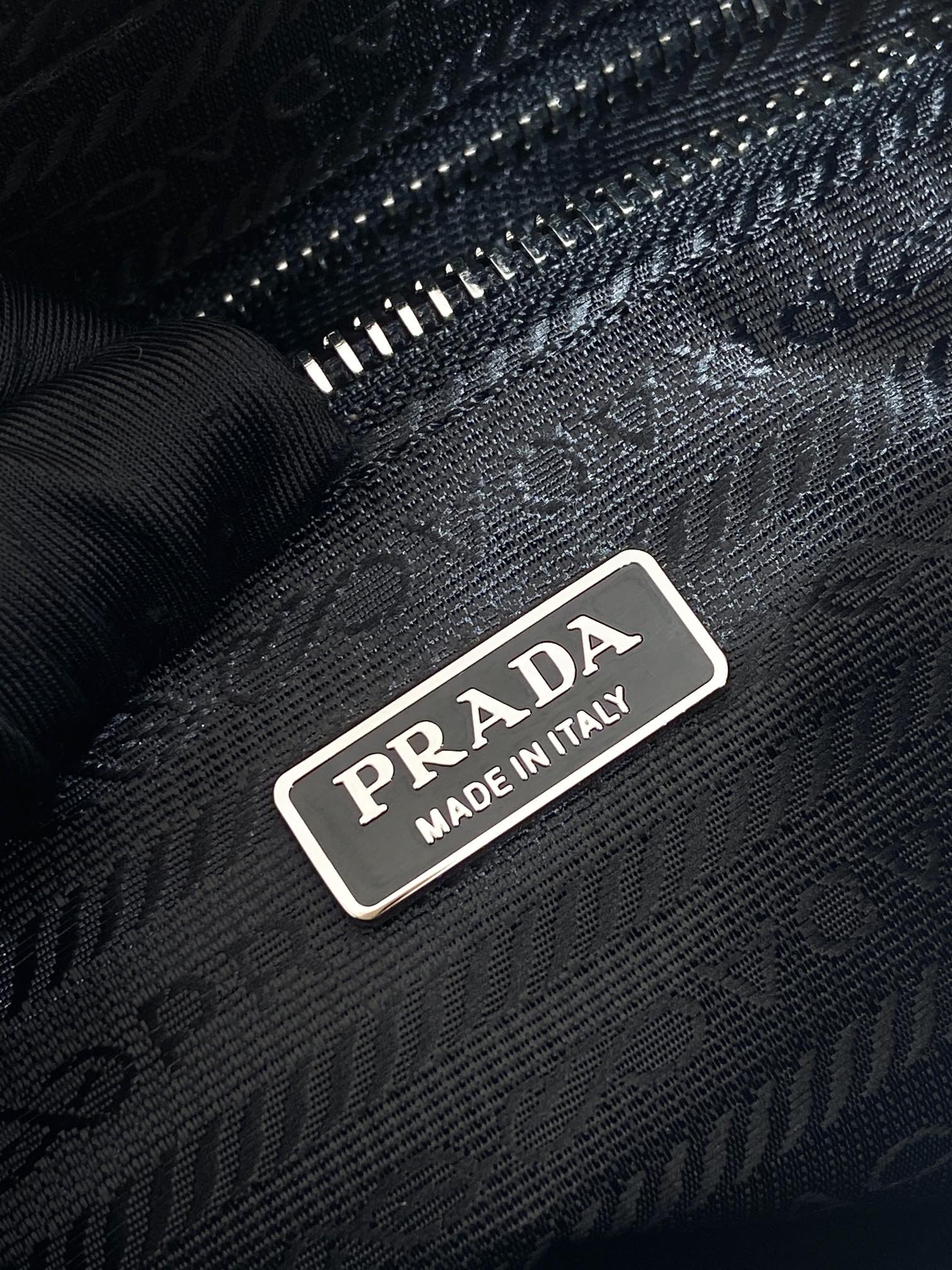 Prada 1BG846 Vintage Tote Bag-24*15*5CM