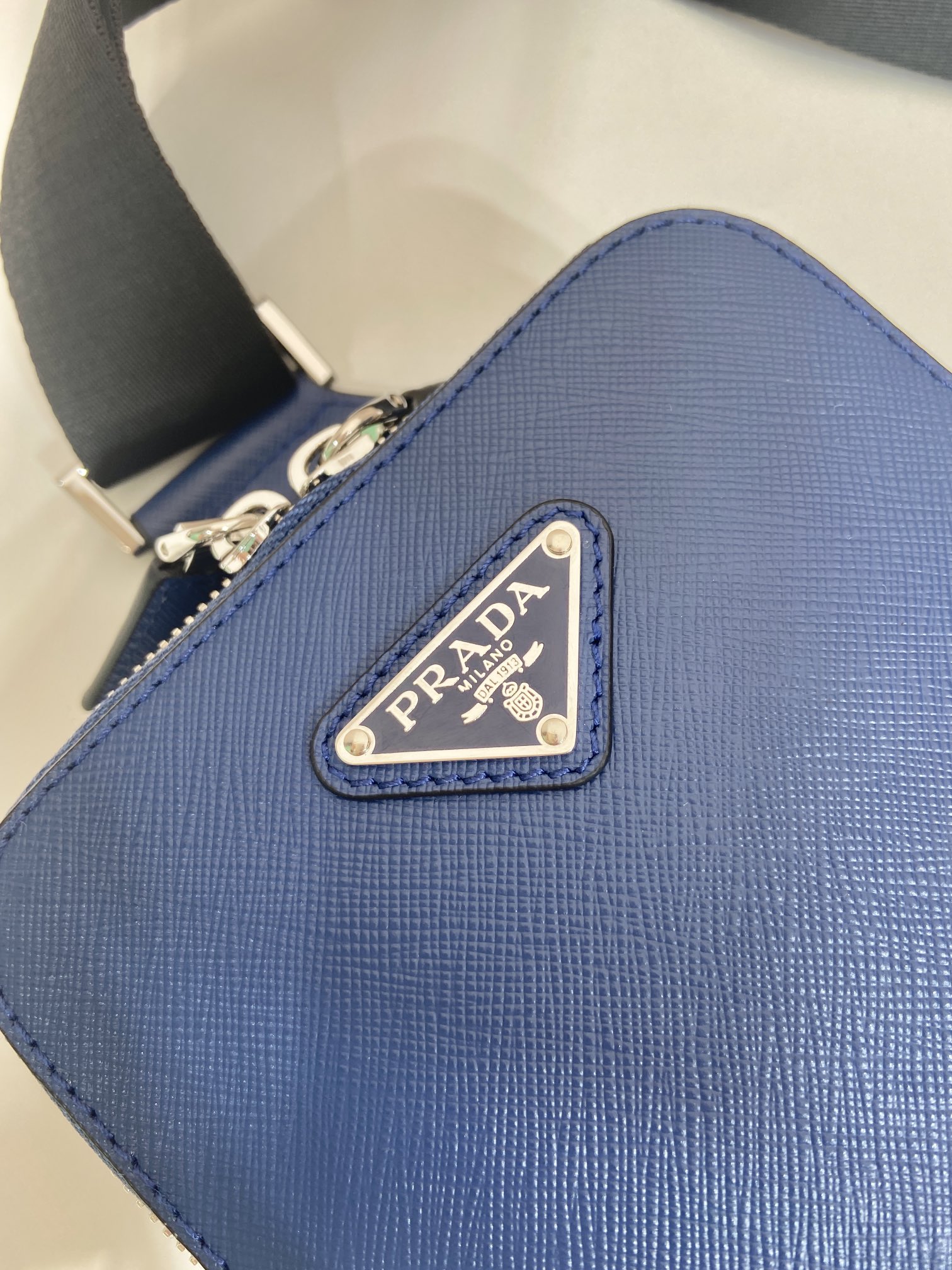 Prada 2VZ106 Prada Brique Saffiano Leather Bag-14*20*5CM