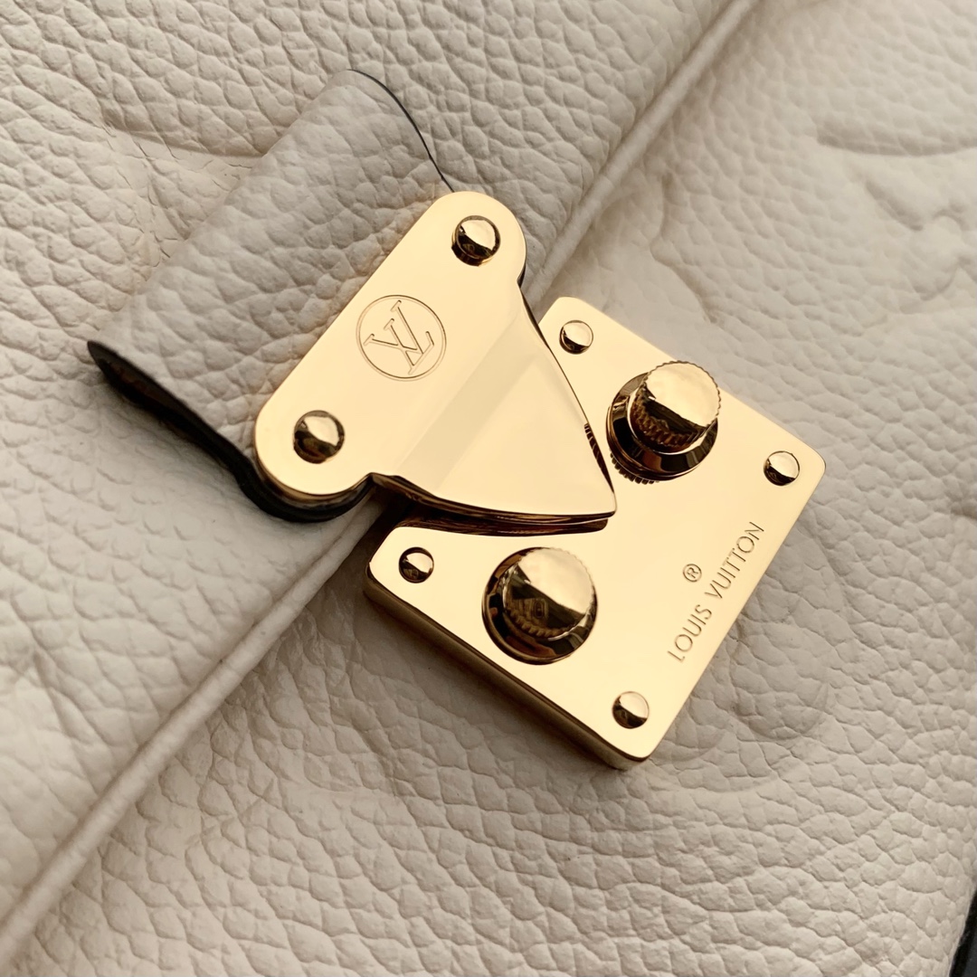 Louis Vuitton Nano Madeleine Handbag-12.5 x 6 x 21CM