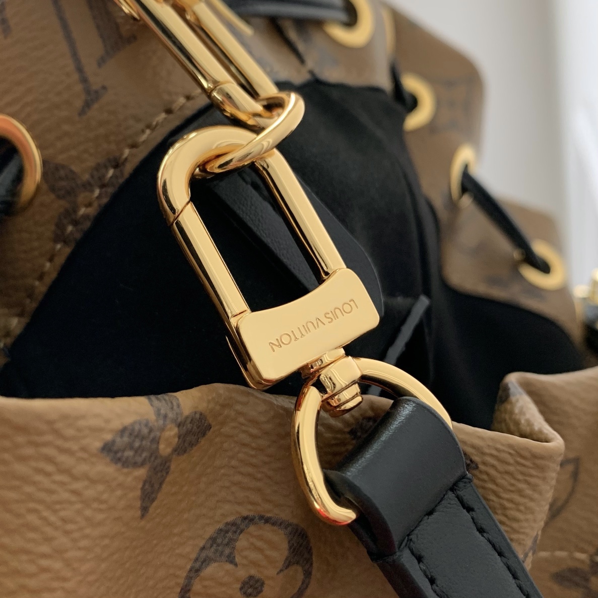 Louis Vuitton 2025 Cruise Noé Handbags-M13324-23 x 9 x 23CM