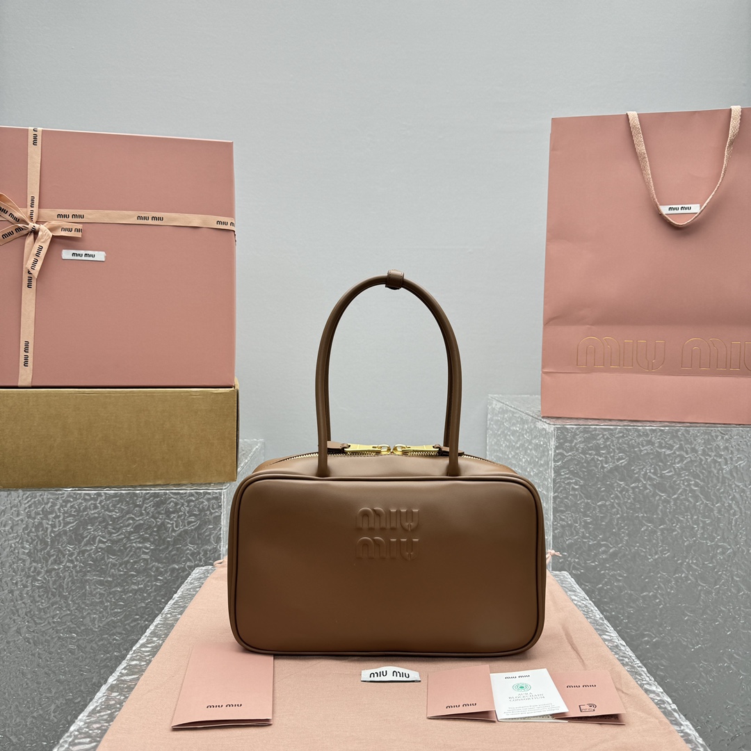 MiuMiu Women
