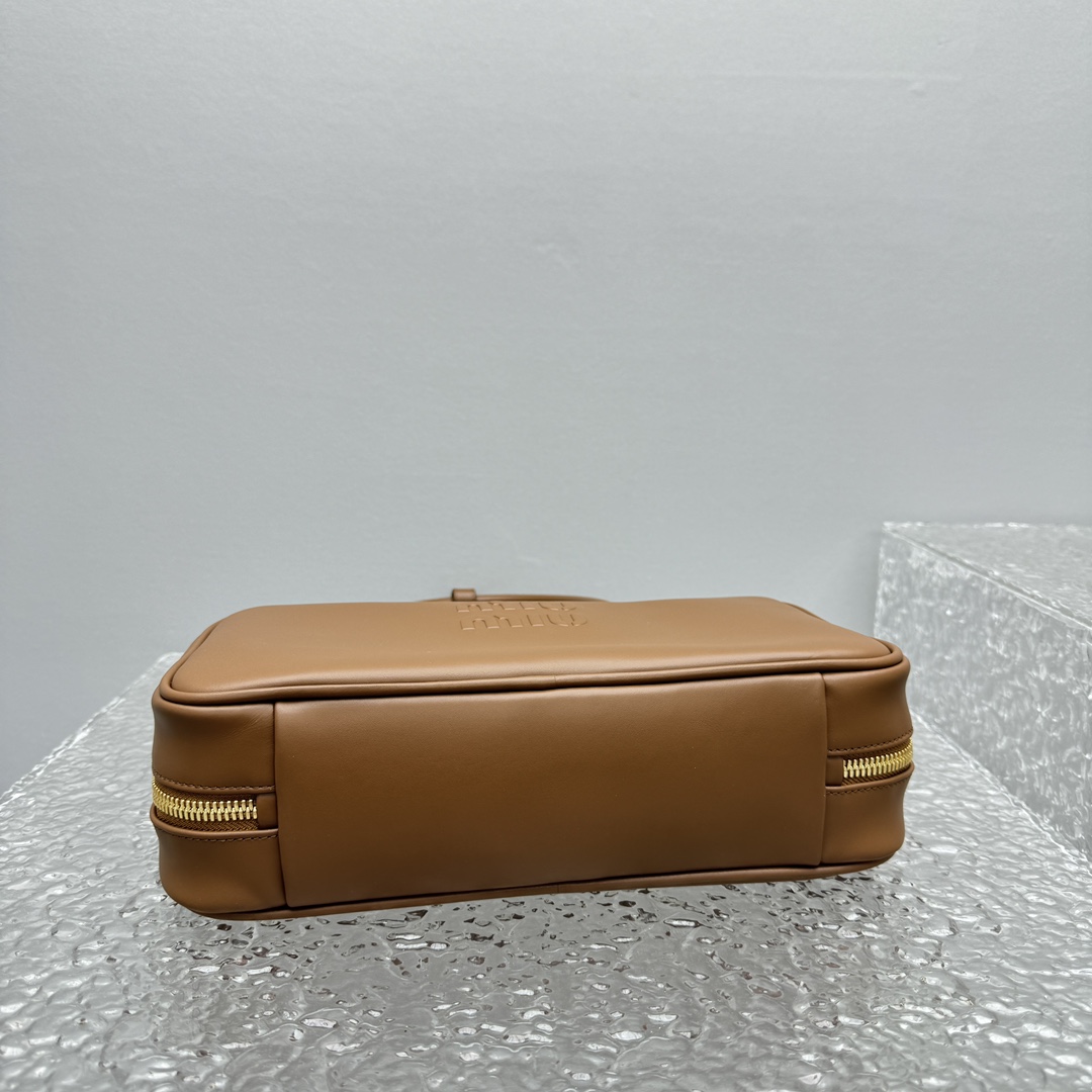 MiuMiu Women