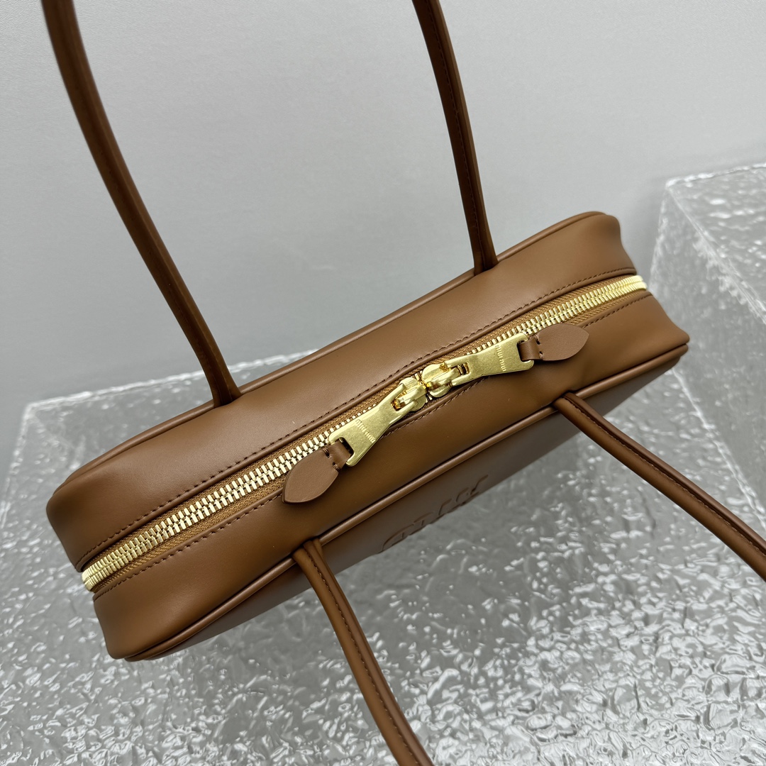 MiuMiu Women