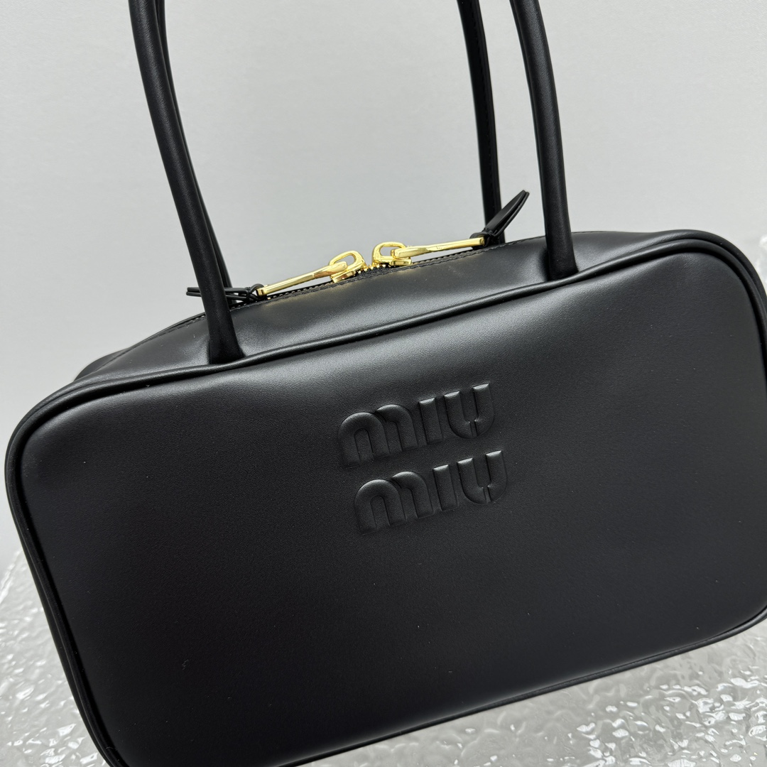 MiuMiu Women