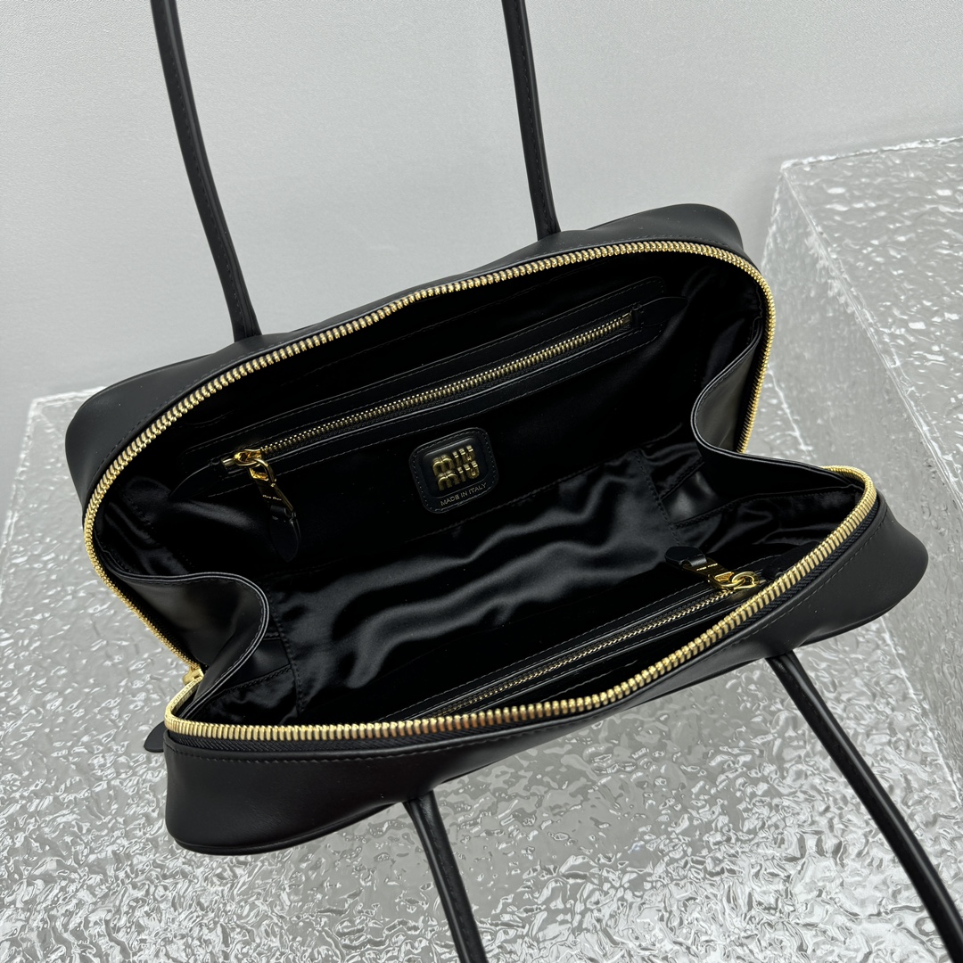 MiuMiu Women
