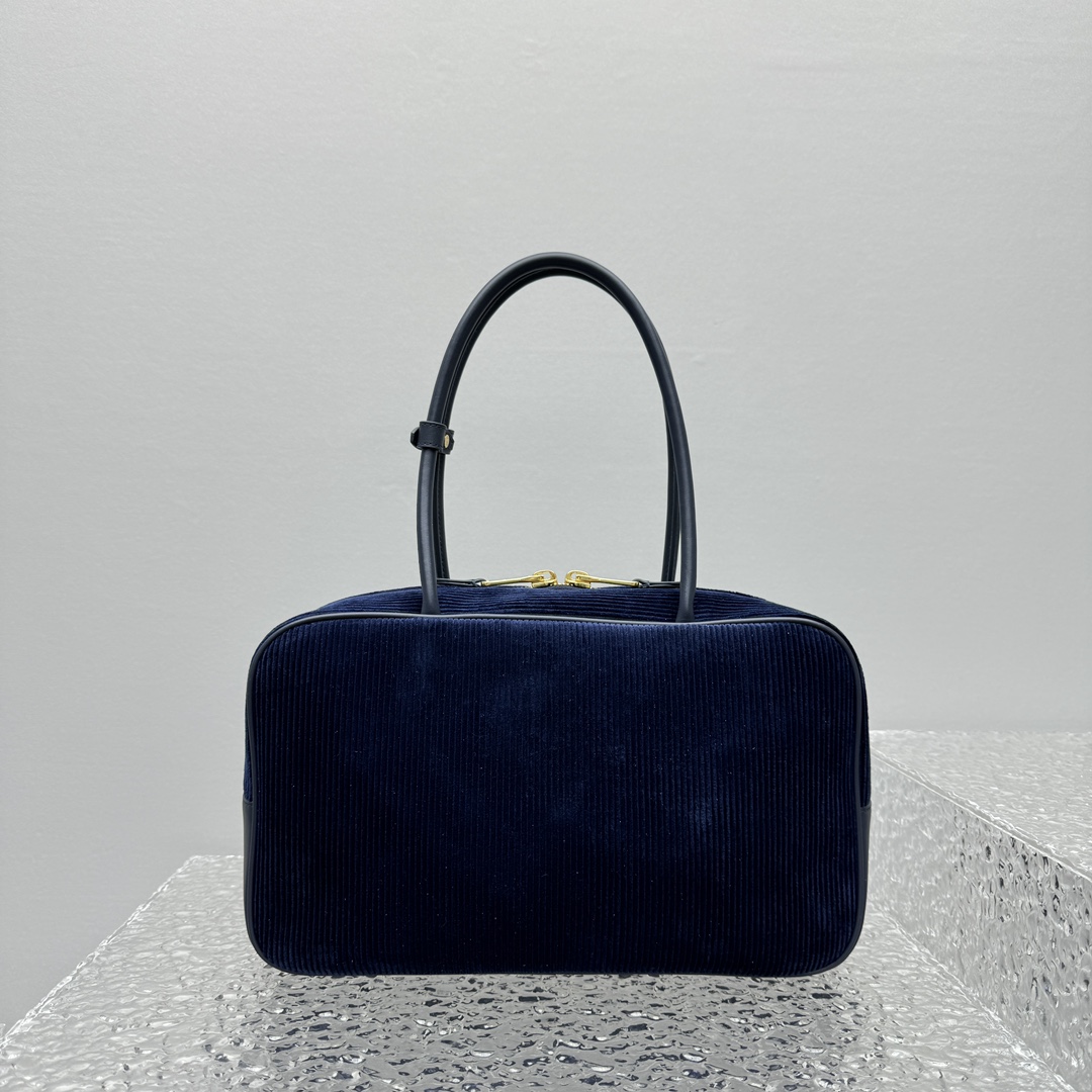 MiuMiu Women