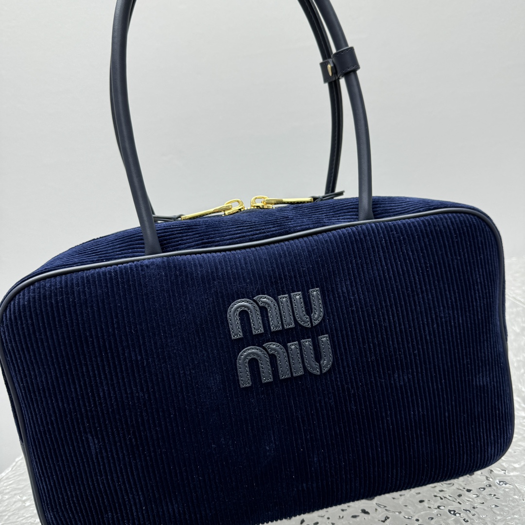 MiuMiu Women