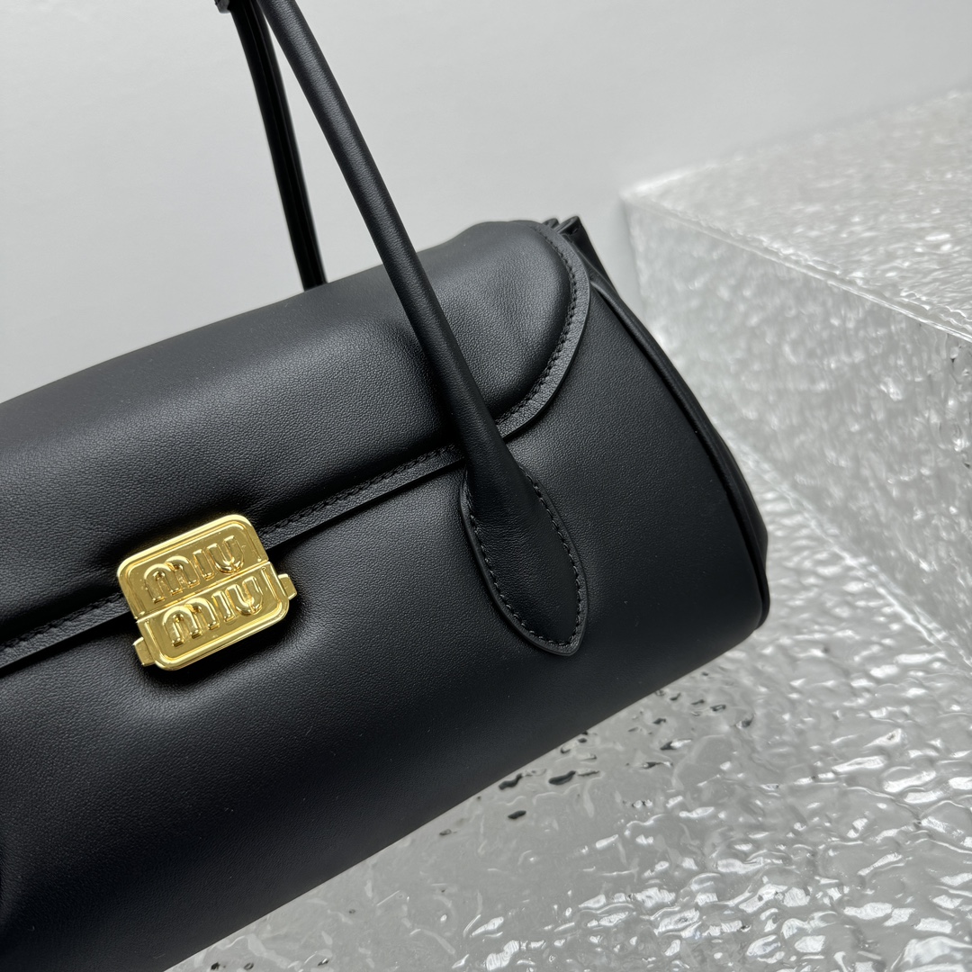 MiuMiu Leather Shoulder Bag -28.5*8*17CM