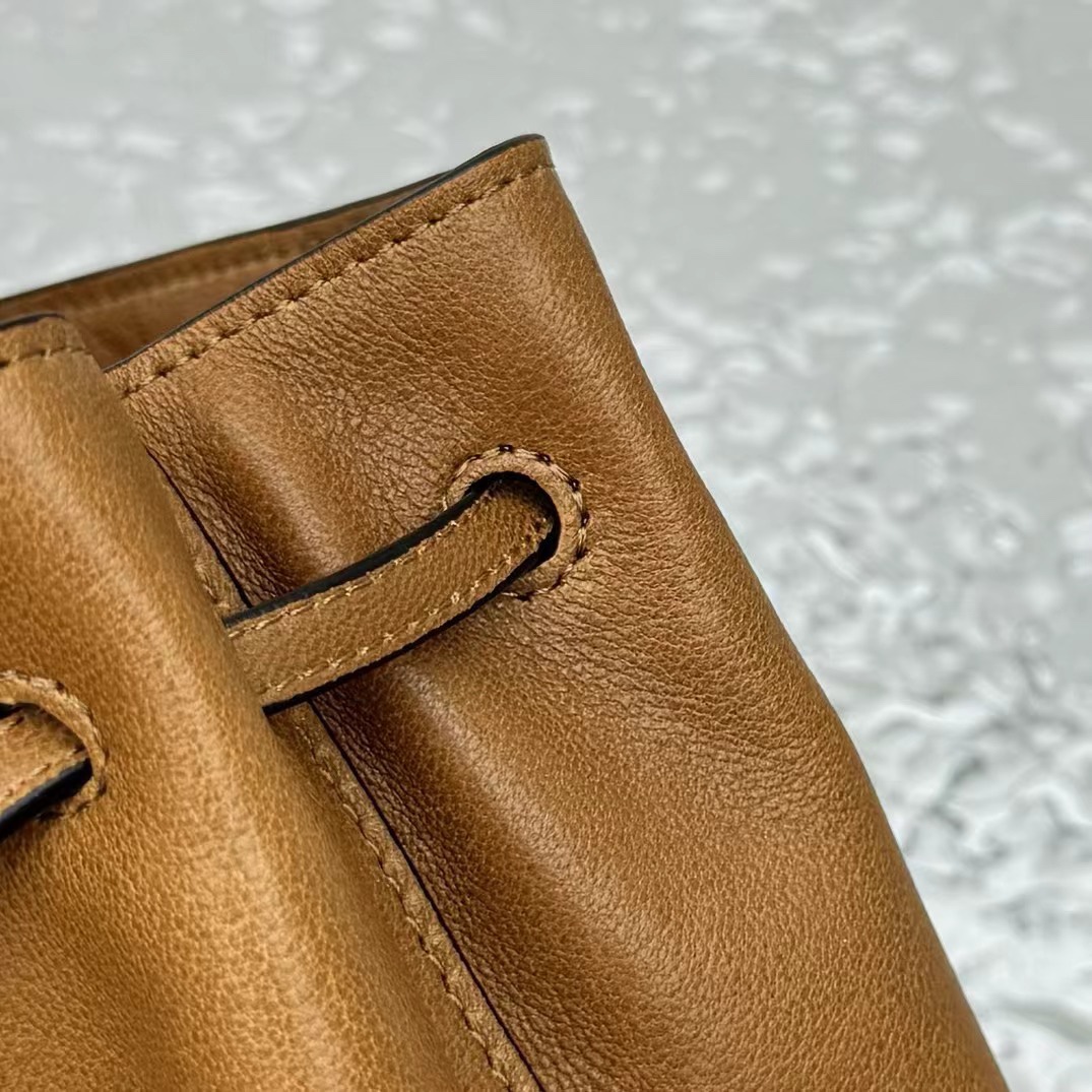MiuMiu Nappa Bag -14*17*6CM