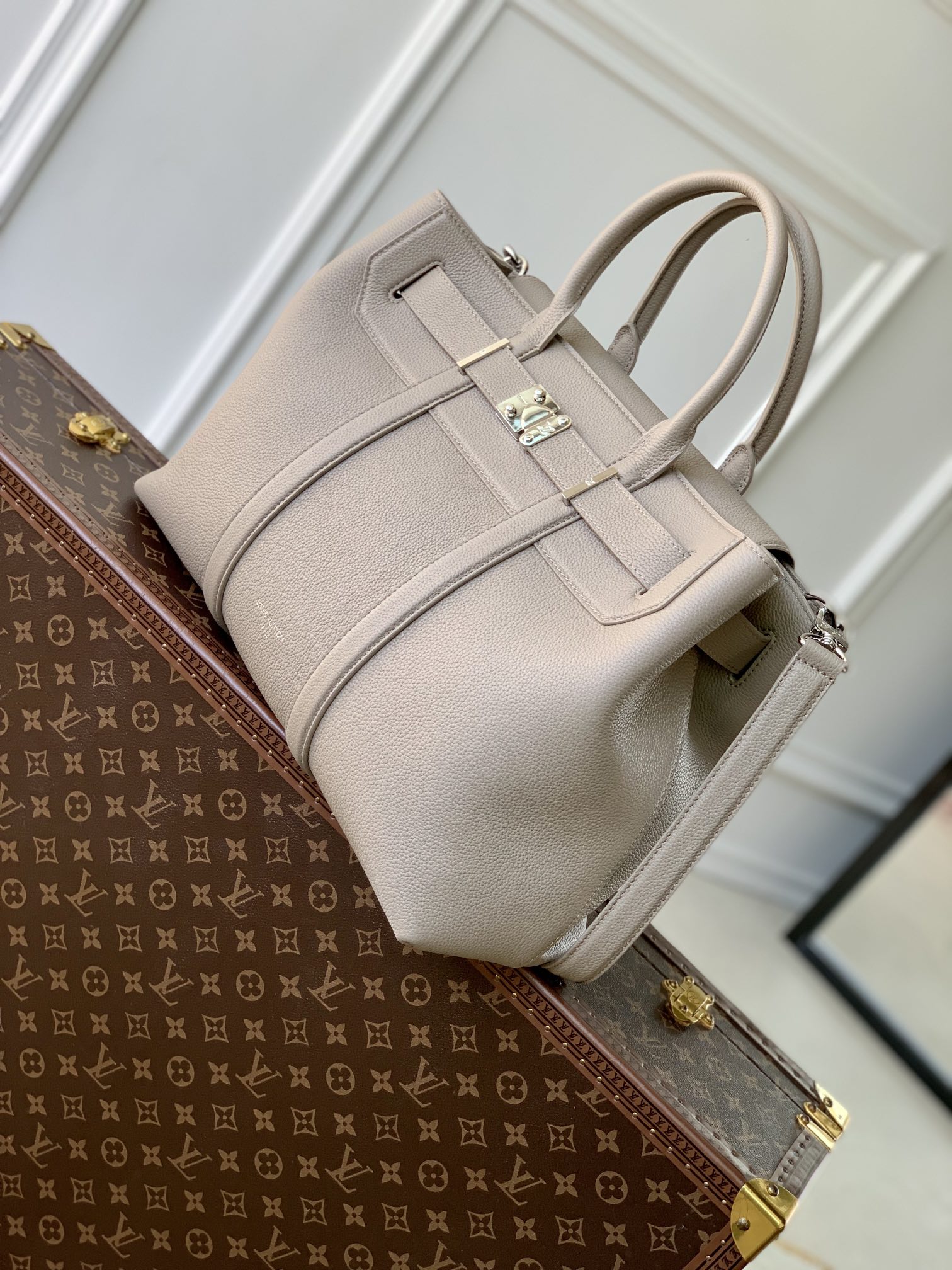 Louis Vuitton Georges Tote Sj Bag-41x29 x14CM