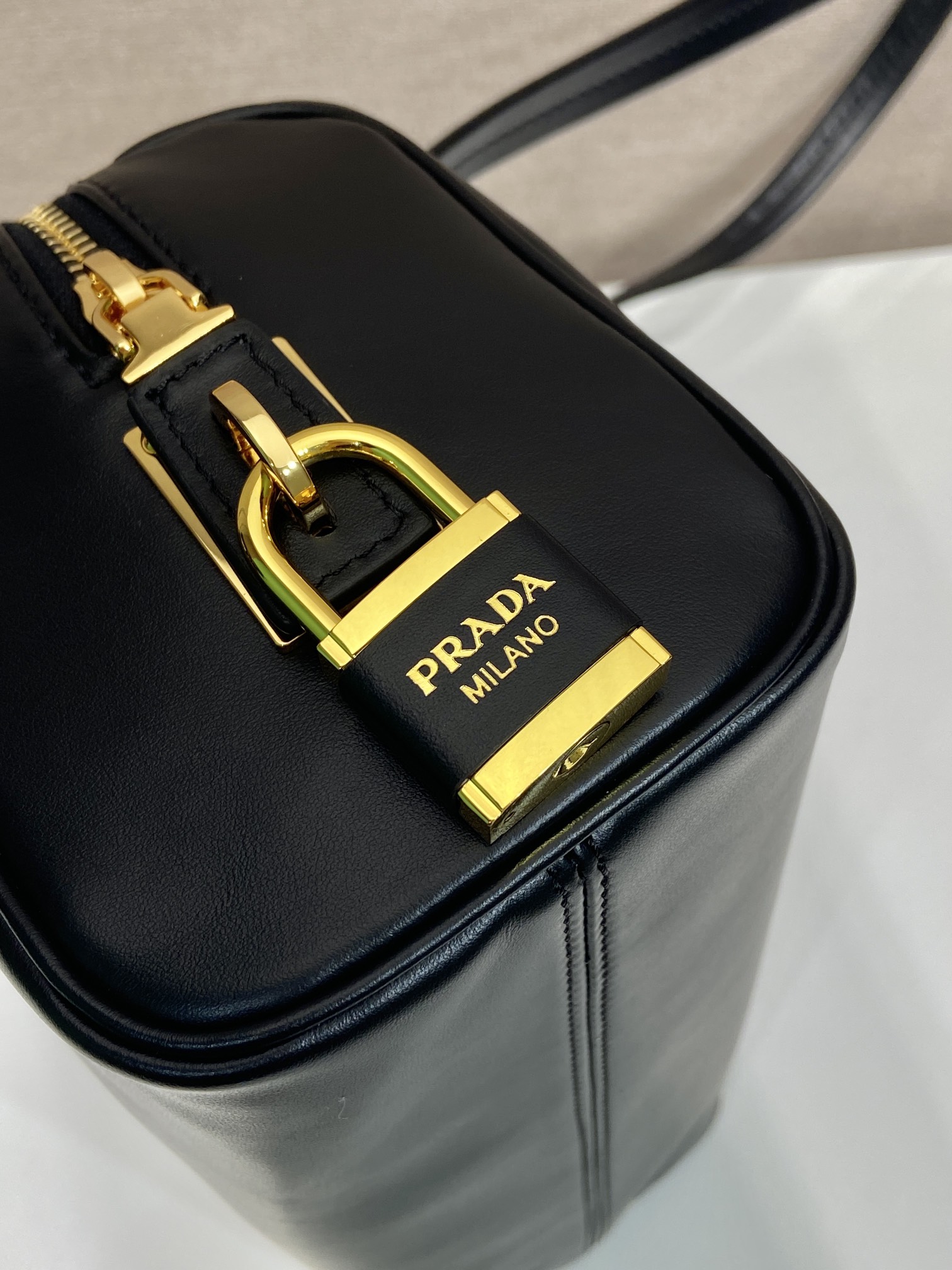 Prada Women Leather Handbag -1BB127-29*12.5*10CM