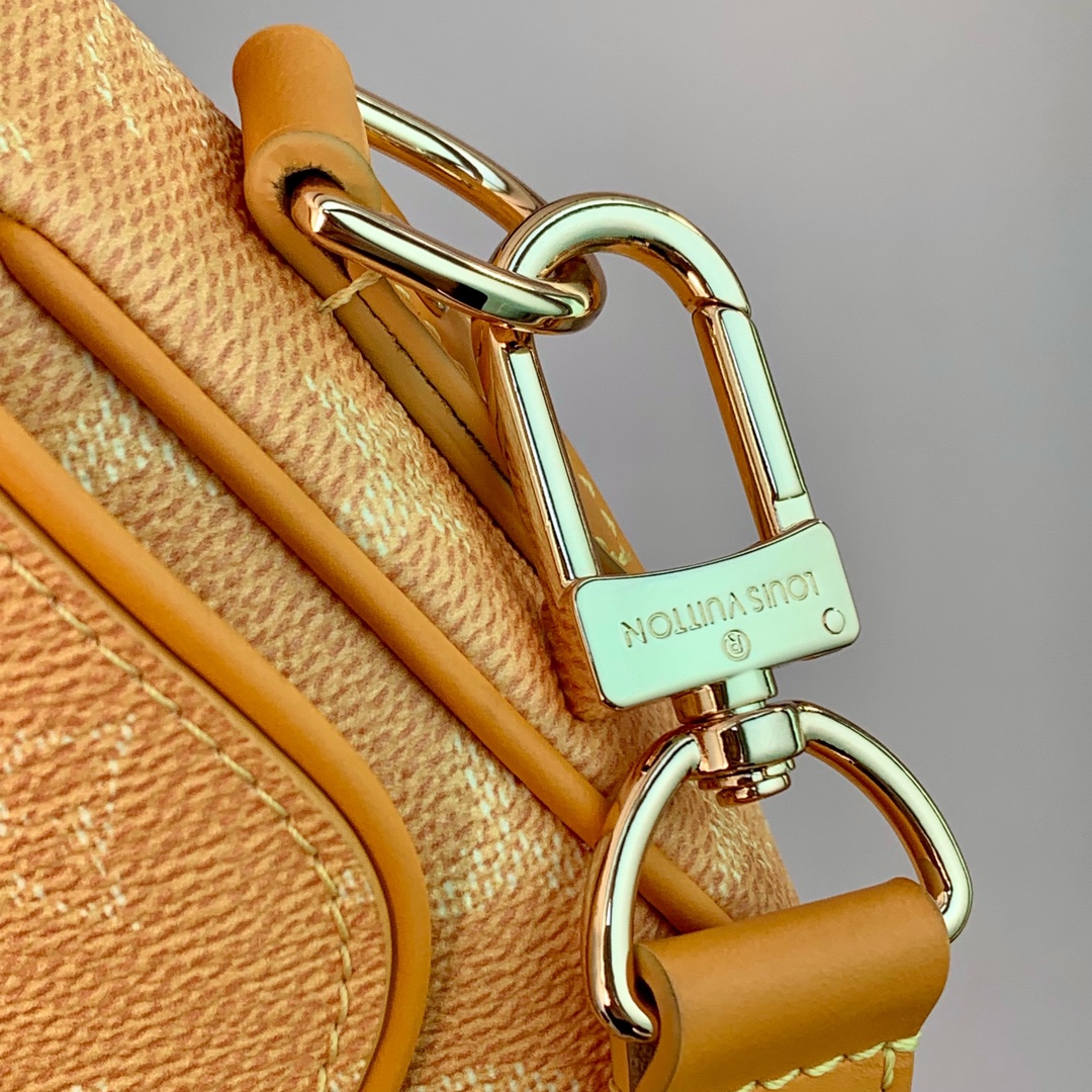 Louis Vuitton Montsouris Bag-M47060-20 x 17 x 7CM