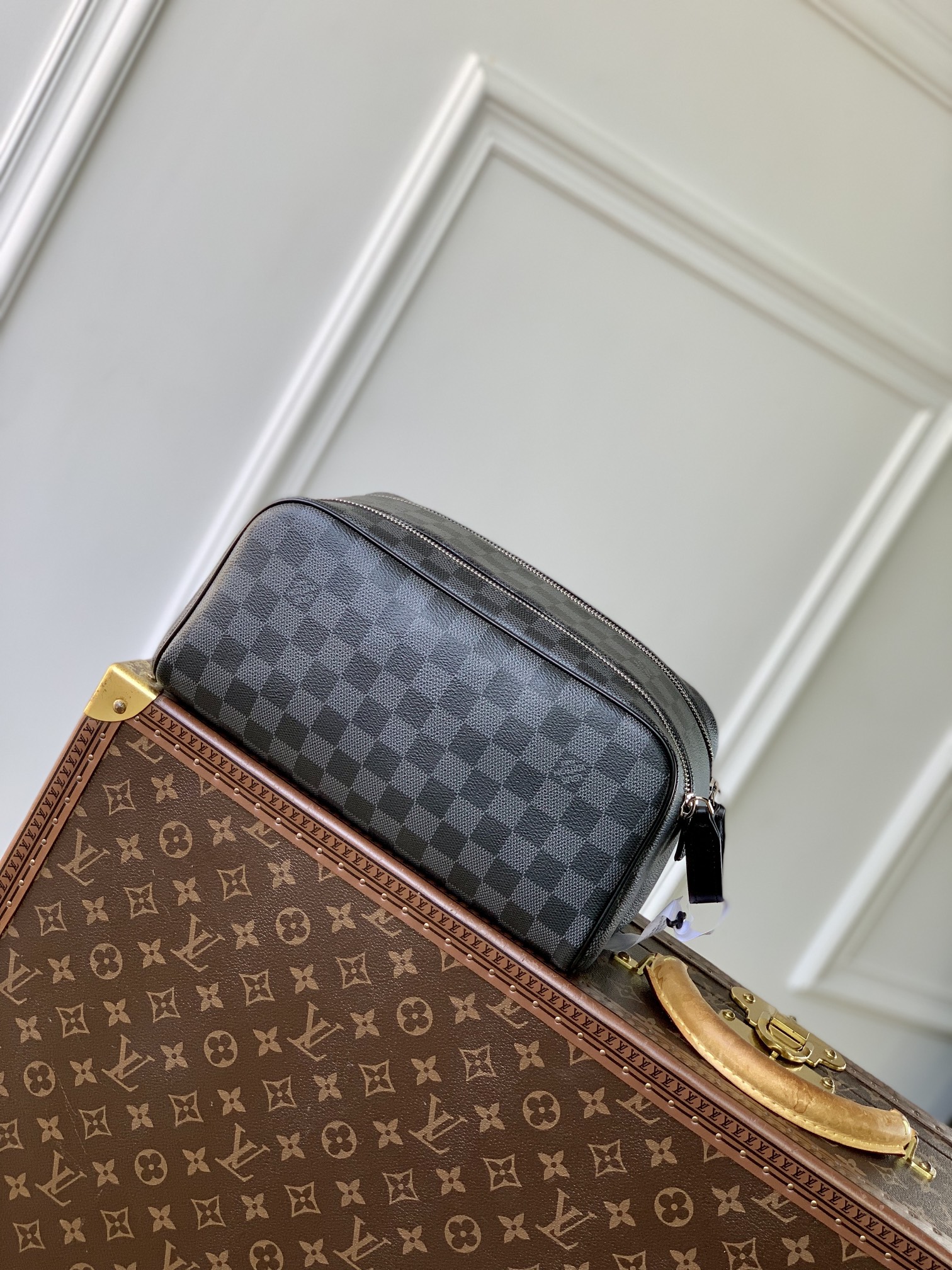 Louis Vuitton Toilet Pouch -28x16x13CM