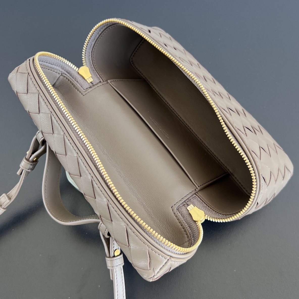 Bottega Veneta Vanity Case Bag-22x12.5x5CM