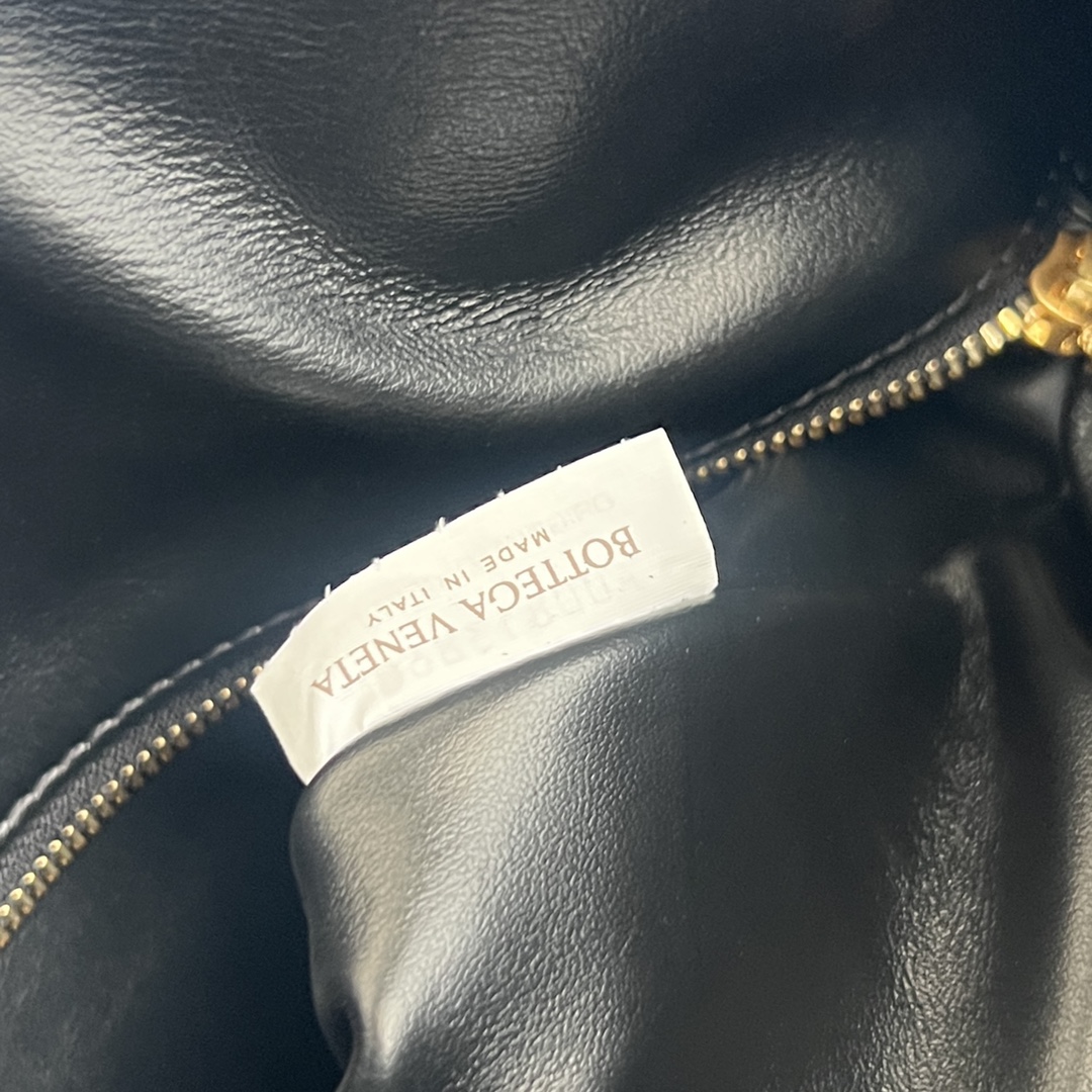 Bottega Veneta Shoulder Bag-46x21x10CM