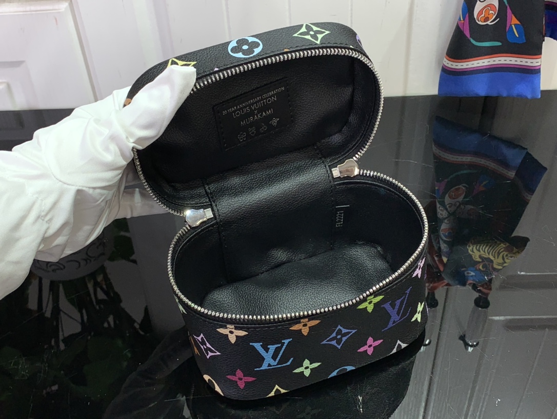 Louis Vuitton Nice Cosmetic Bag