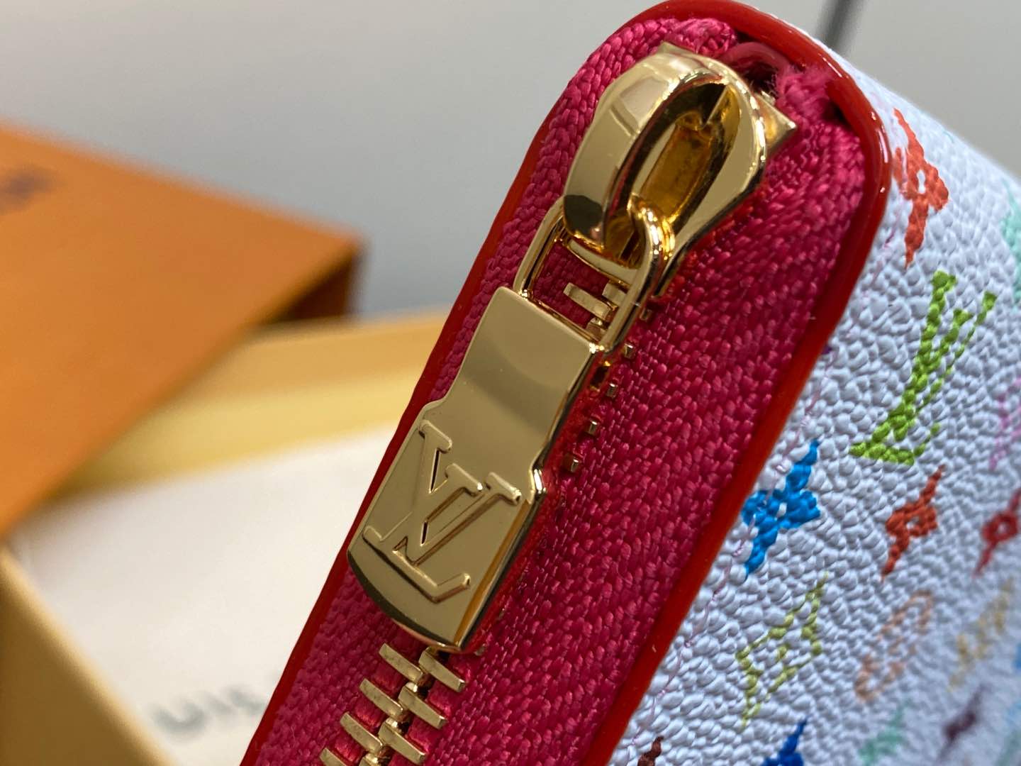 Louis Vuitton Zippy Wallet-11 x 8.5 x 2CM