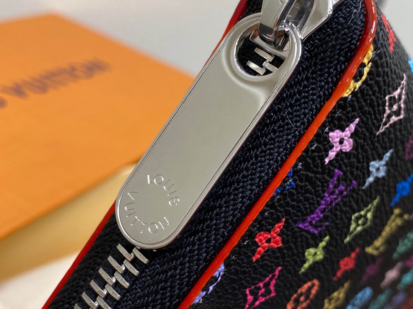 Louis Vuitton Zippy Wallet-20*9*2CM