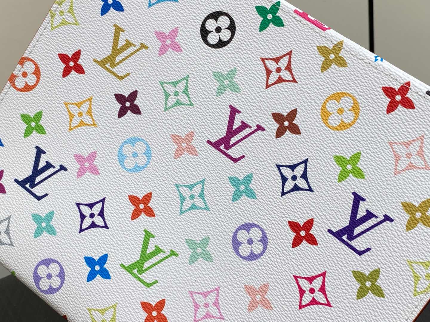 Louis Vuitton Pochette Voyage-M13746-27 x 21 x 6CM