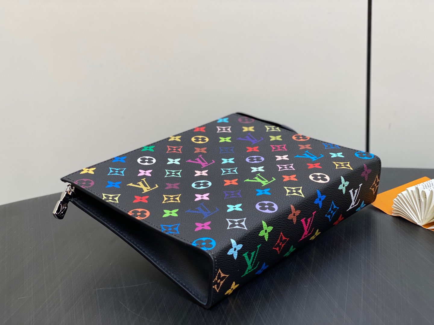 Louis Vuitton Pochette Voyage-M13746-27 x 21 x 6CM