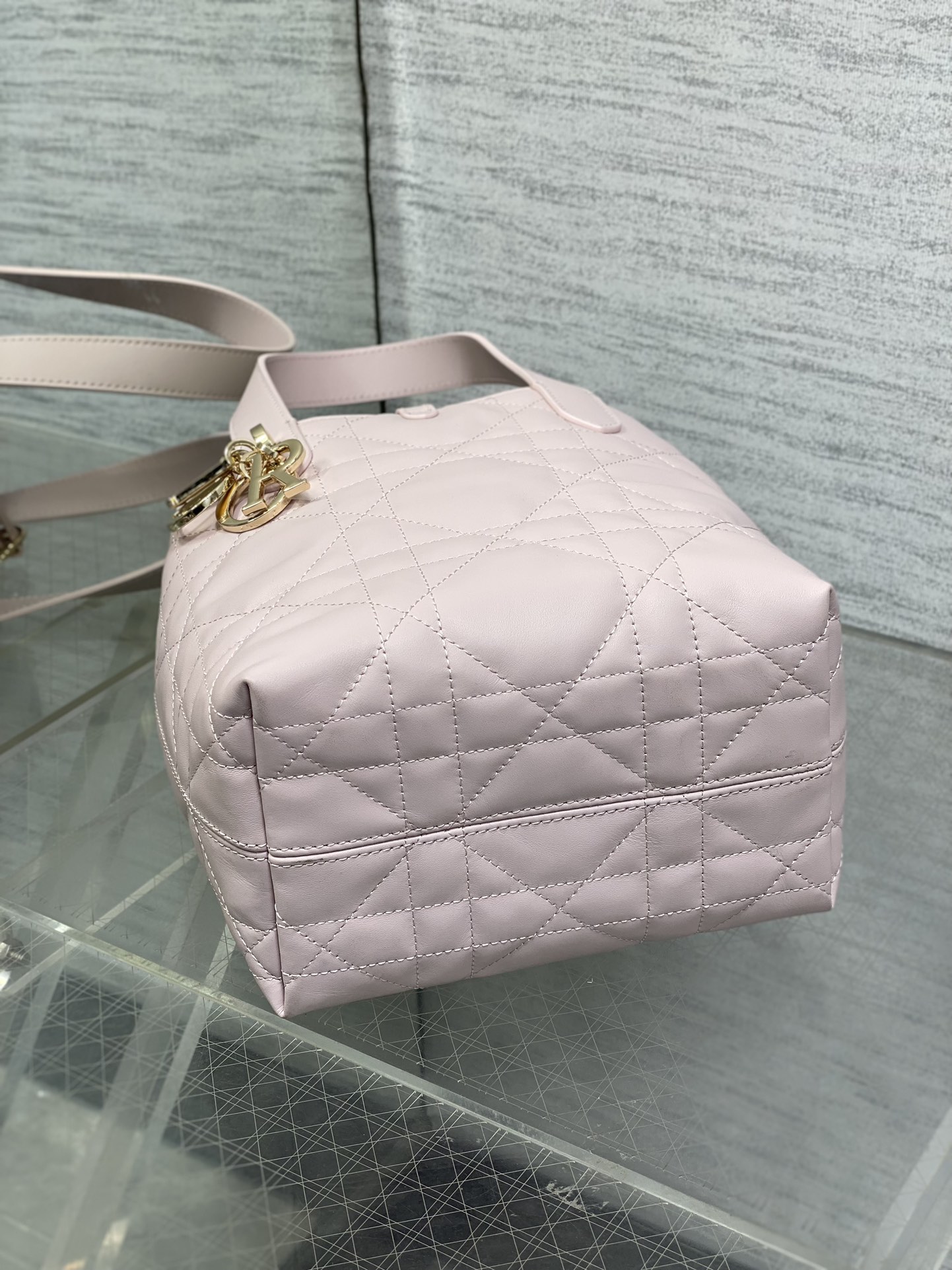 Diro Toujours Tote Bags-16*12*18CM