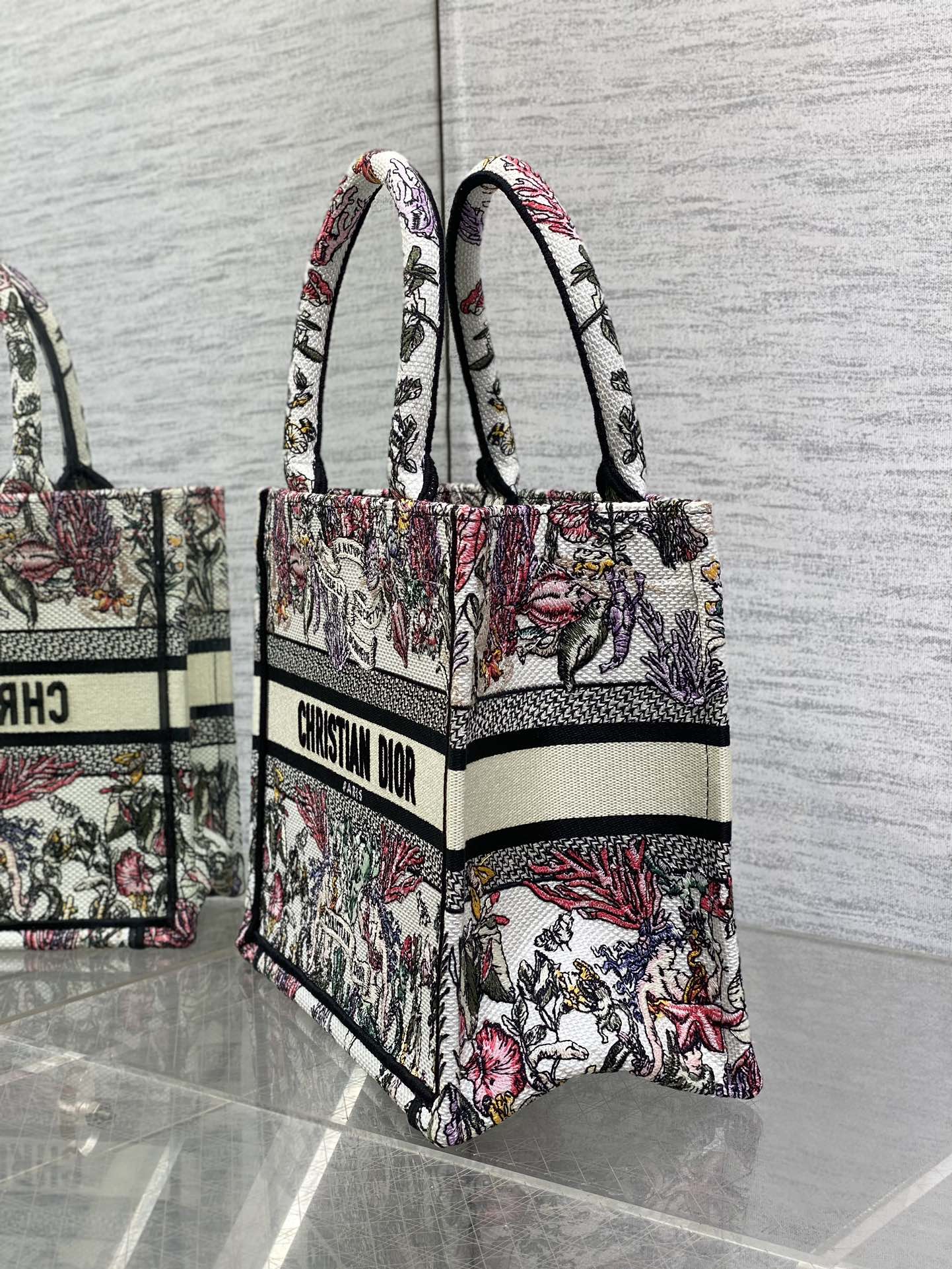 Diro Small Book Tote-26*8*22CM