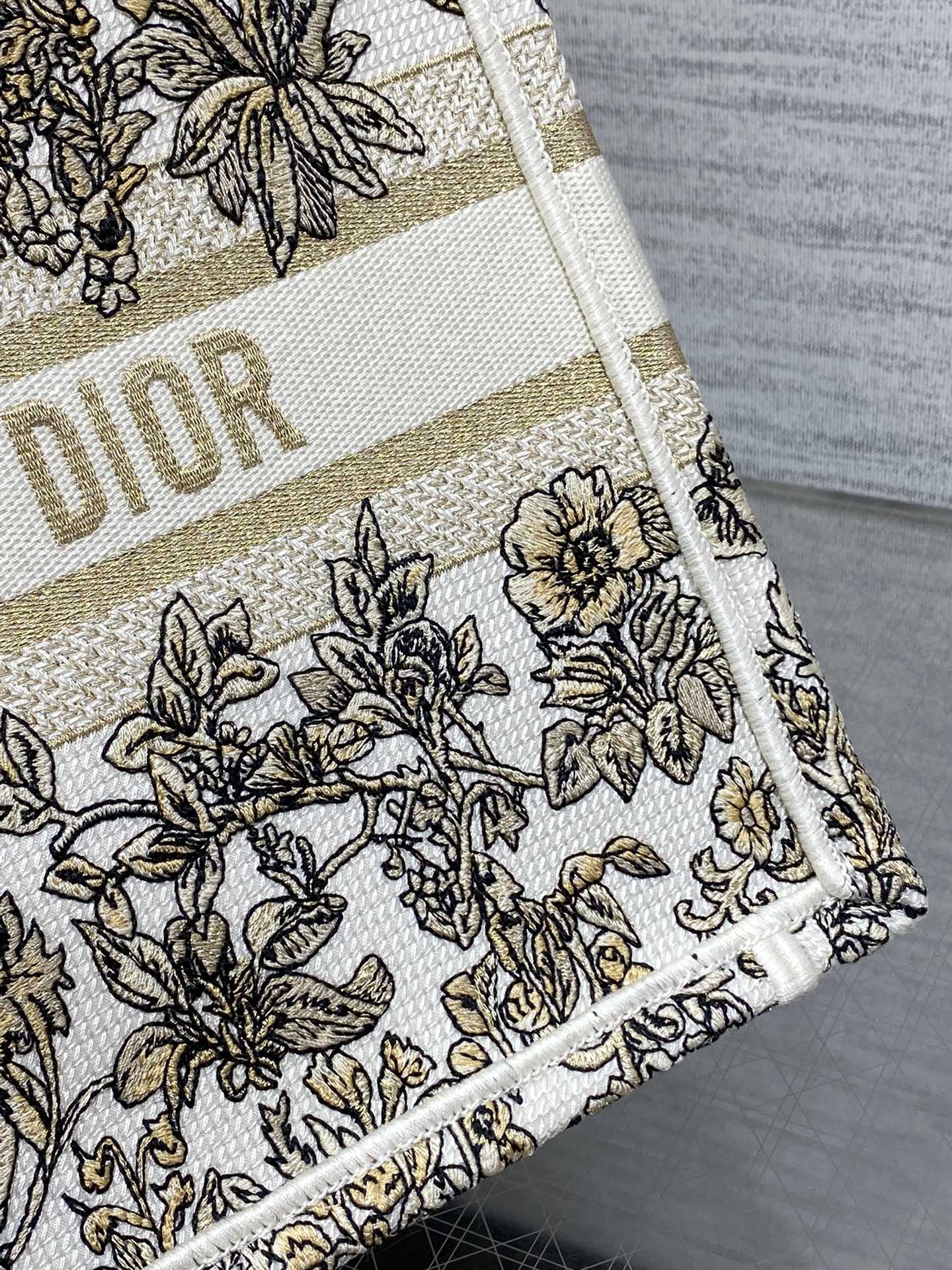 Diro Small Book Tote-26*8*22CM