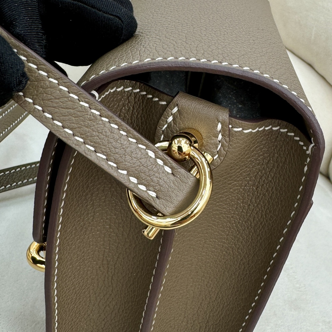 Hermes Roulis Bag