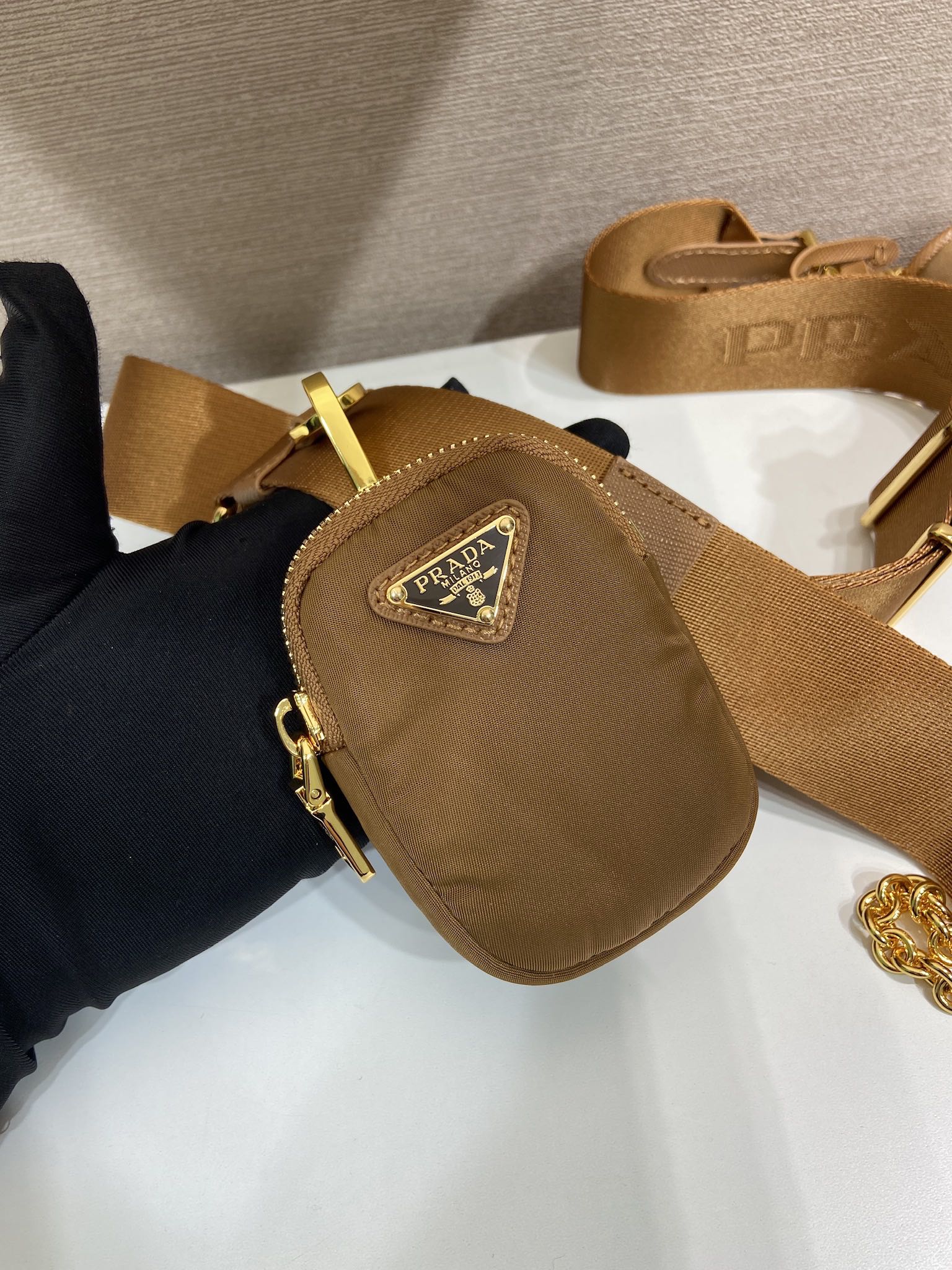 Prada Nylon Hobo Bag-1BH204-22*12*6CM