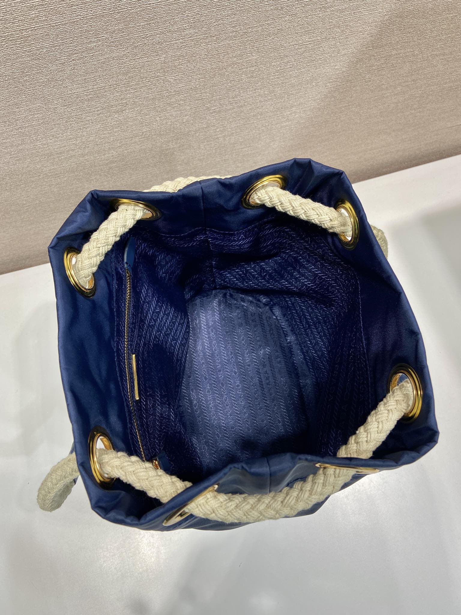 Prada Re-Nylon Bucket-1BE082-23.5*28*16.5CM