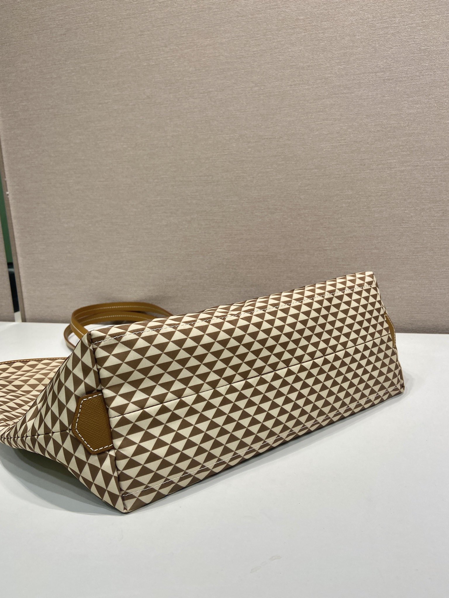 Prada Tessuto Triangulum Tote-1BD552-33*29*14CM