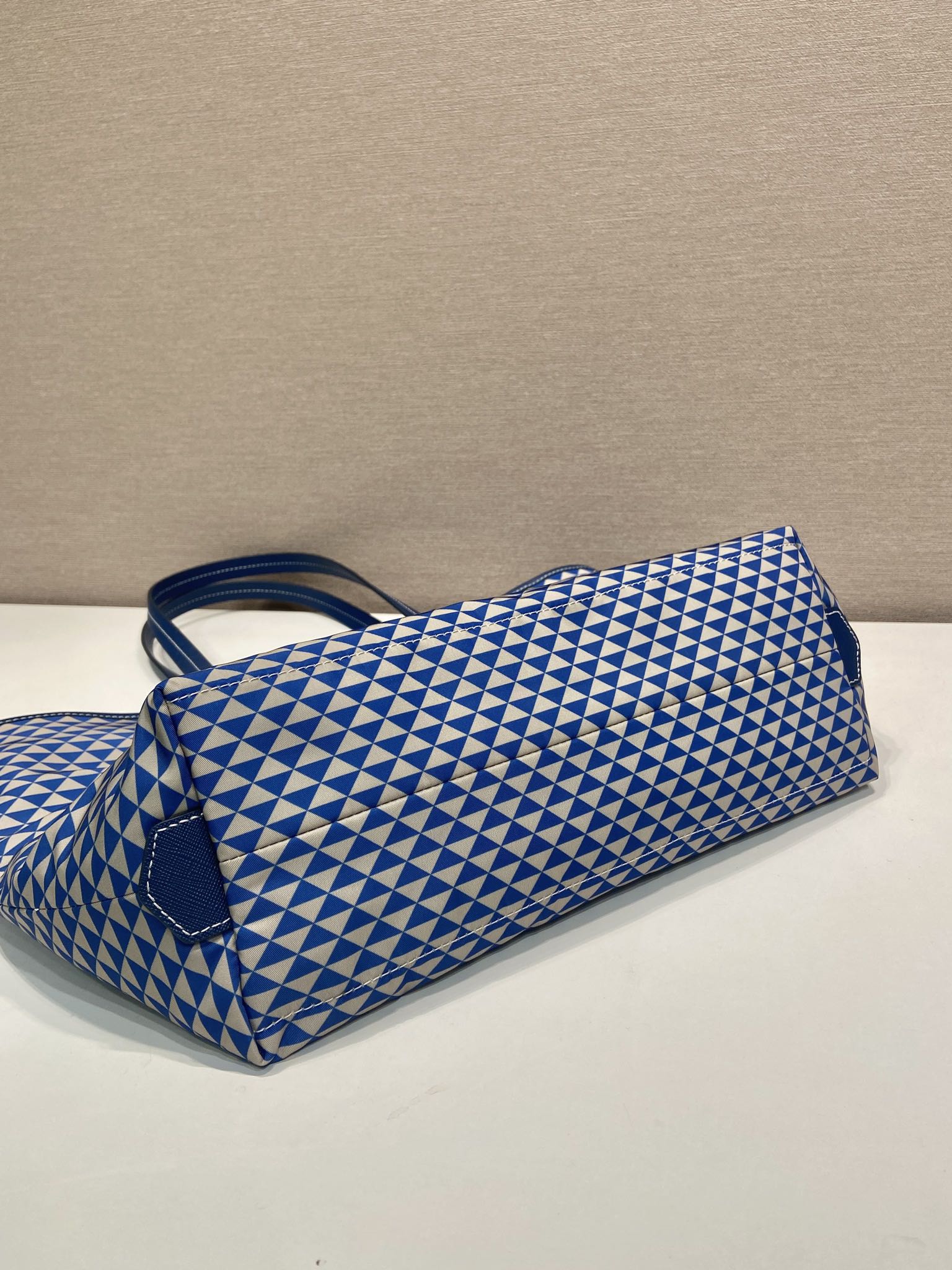 Prada Tessuto Triangulum Tote-1BD552-33*29*14CM