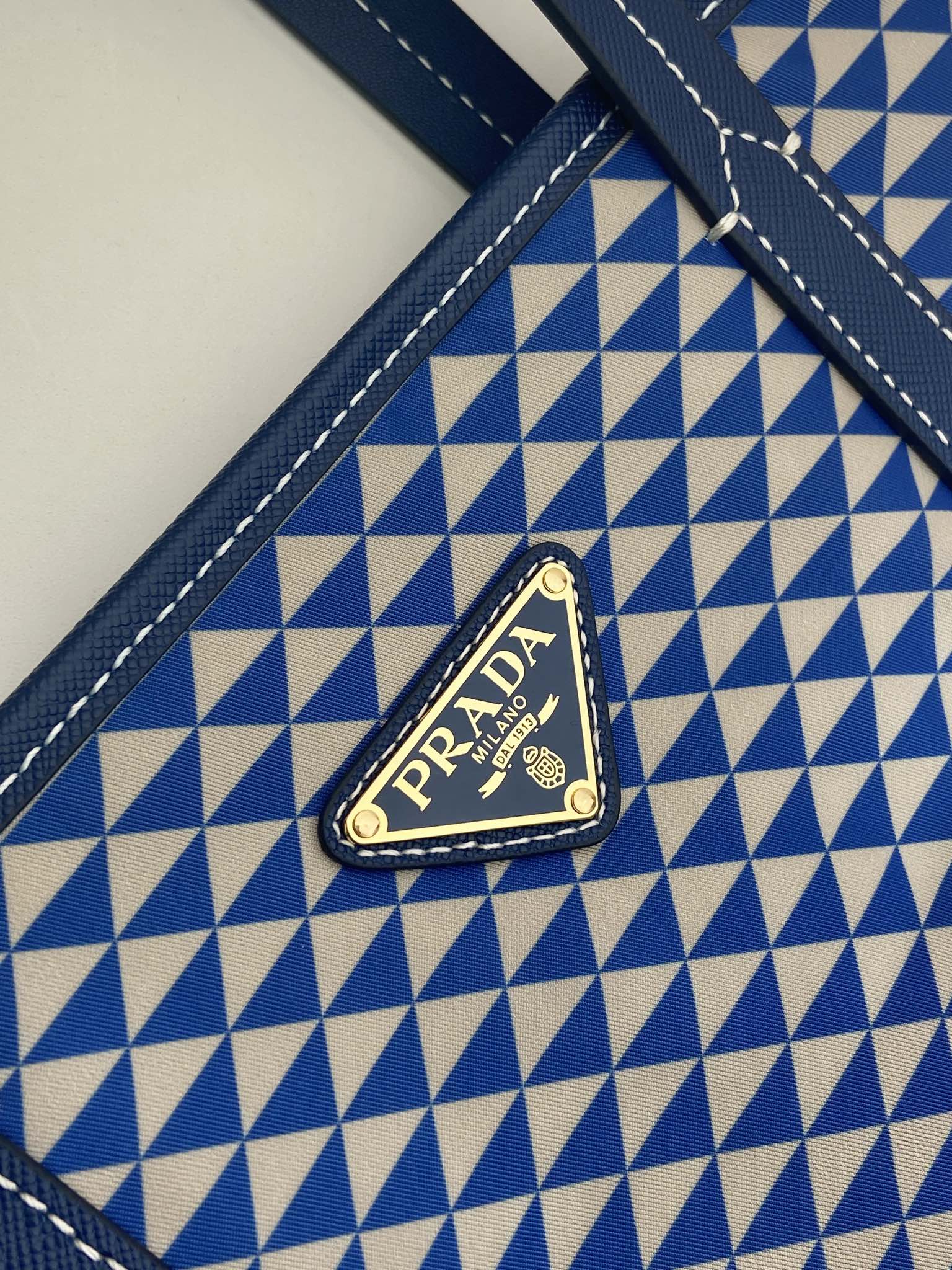 Prada Tessuto Triangulum Tote-1BD552-33*29*14CM